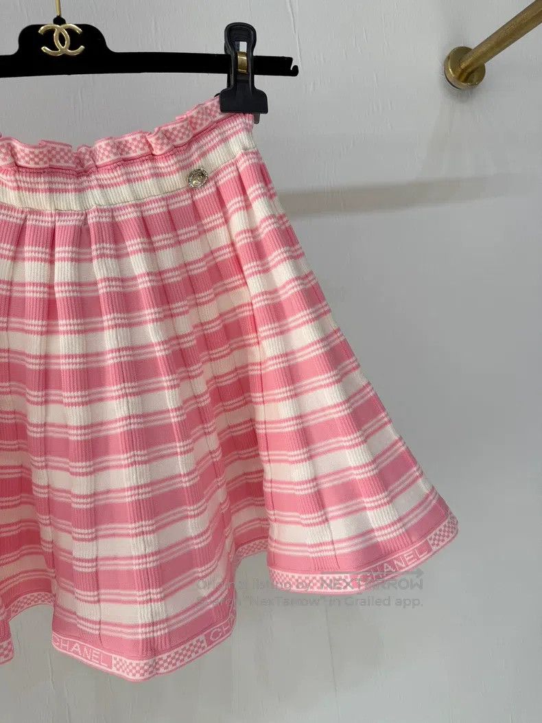 Chanel Chanel 23C pink striped knitted skirt umbrella skirt Size 42" / US 20 - 3 Thumbnail