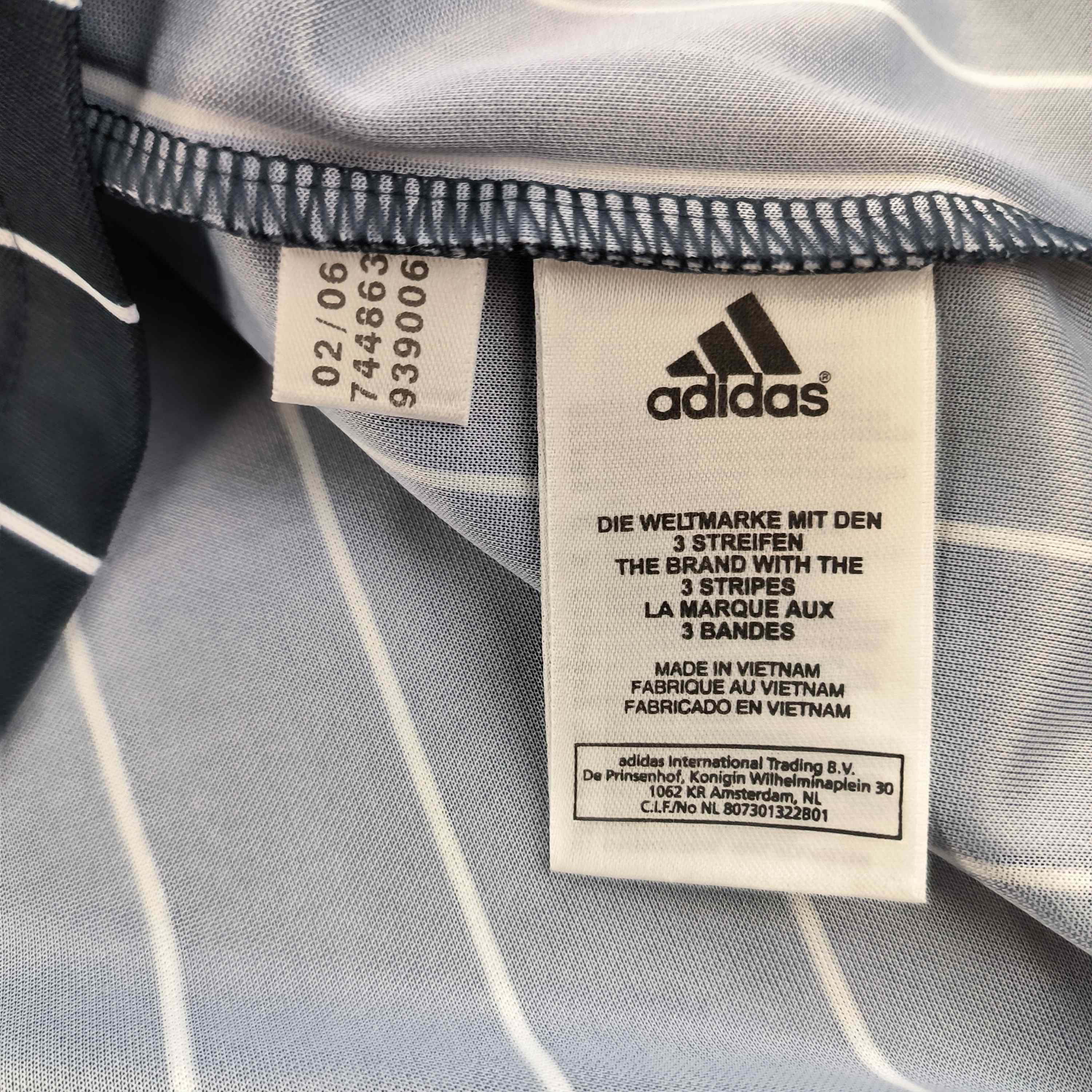 Adidas Japan 2006 Adidas World Cup training football jersey size XS Size US XS / EU 42 / 0 - 5 Thumbnail