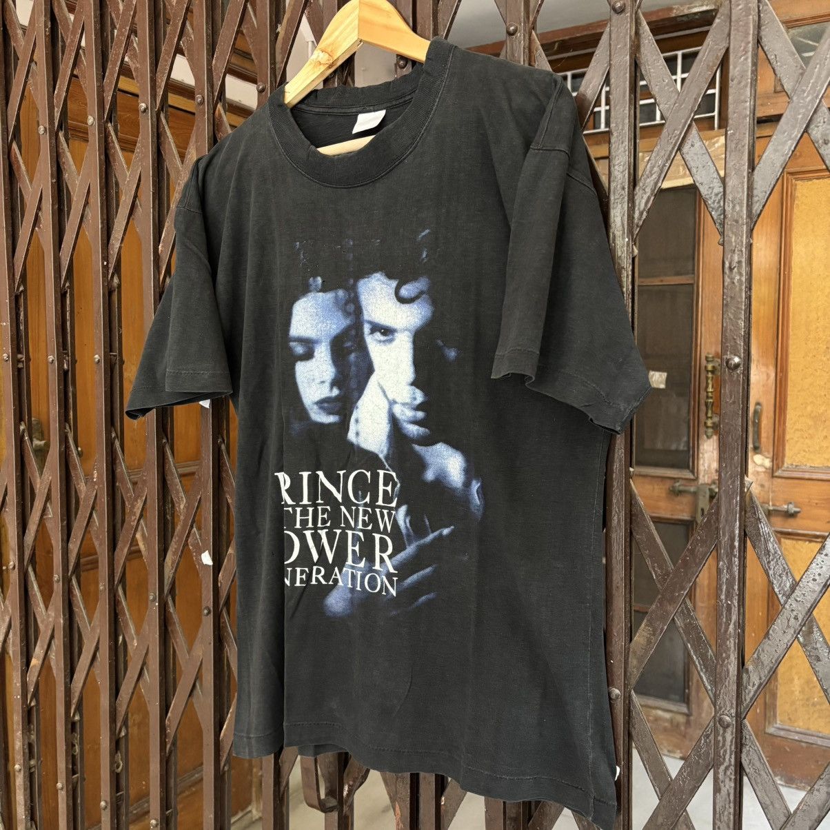 Vintage Vintage Prince and the New Power Generation 1992 Tee Size US M / EU 48-50 / 2 - 2 Thumbnail