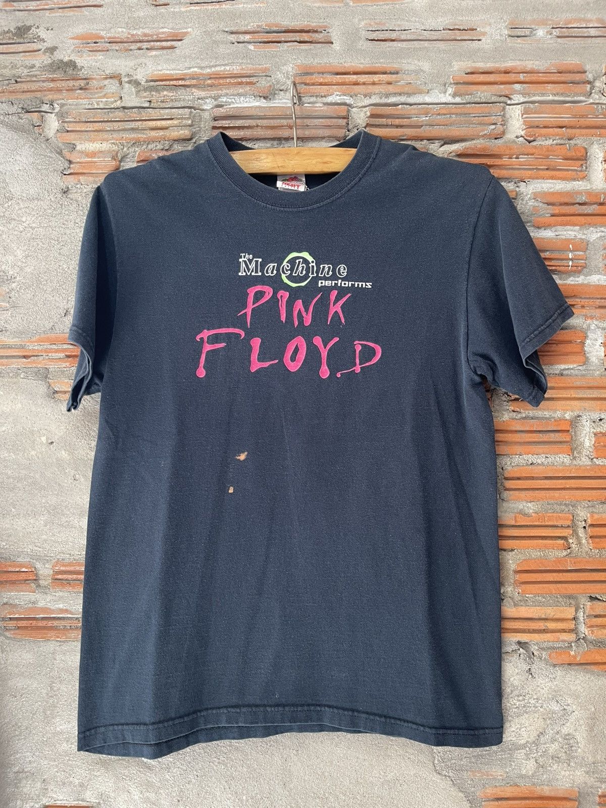 Band Tees Y2K Pink Floyd The Machine Graphic Band Tee Black Size M Size US L / EU 52-54 / 3 - 1 Thumbnail