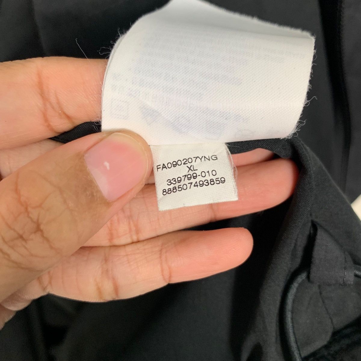 Nike NIKE GOLF All Black Light Jacket #2597-C112 Size US XL / EU 56 / 4 - 25 Thumbnail