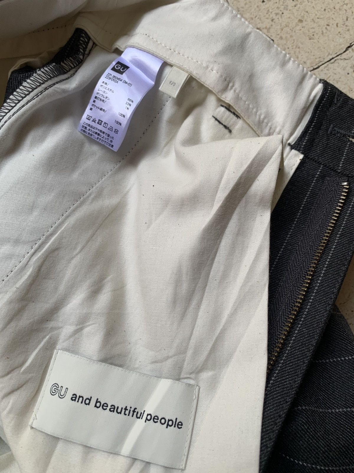 Japanese Brand Japanese brand GU X Beautiful People pleated tuck wide pants Size US 28 / EU 44 - 8 Thumbnail