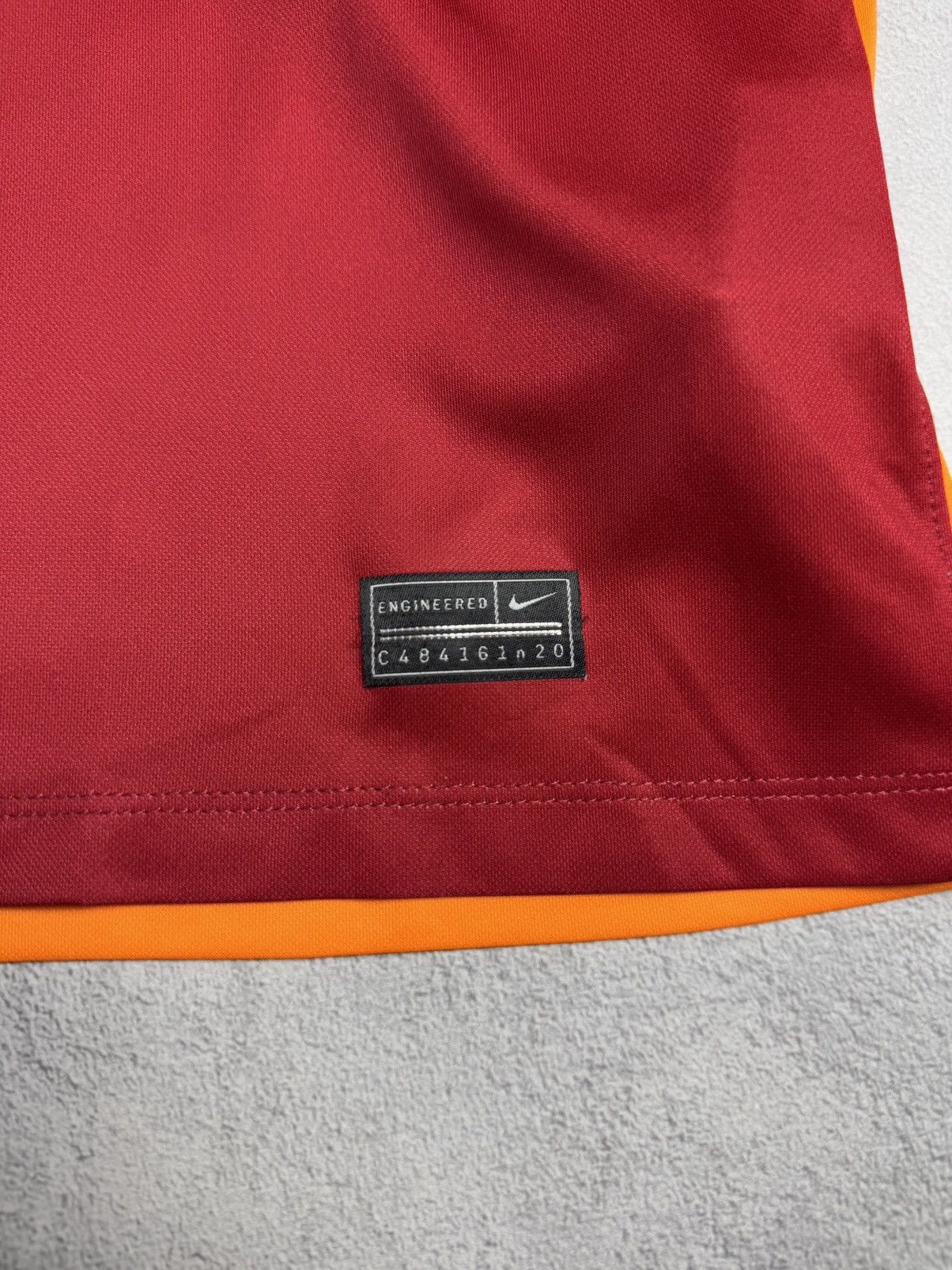 Nike Galatasaray 2021 2022 Home Shirt Soccer Jersey Nike Size US S / EU 44-46 / 1 - 6 Thumbnail