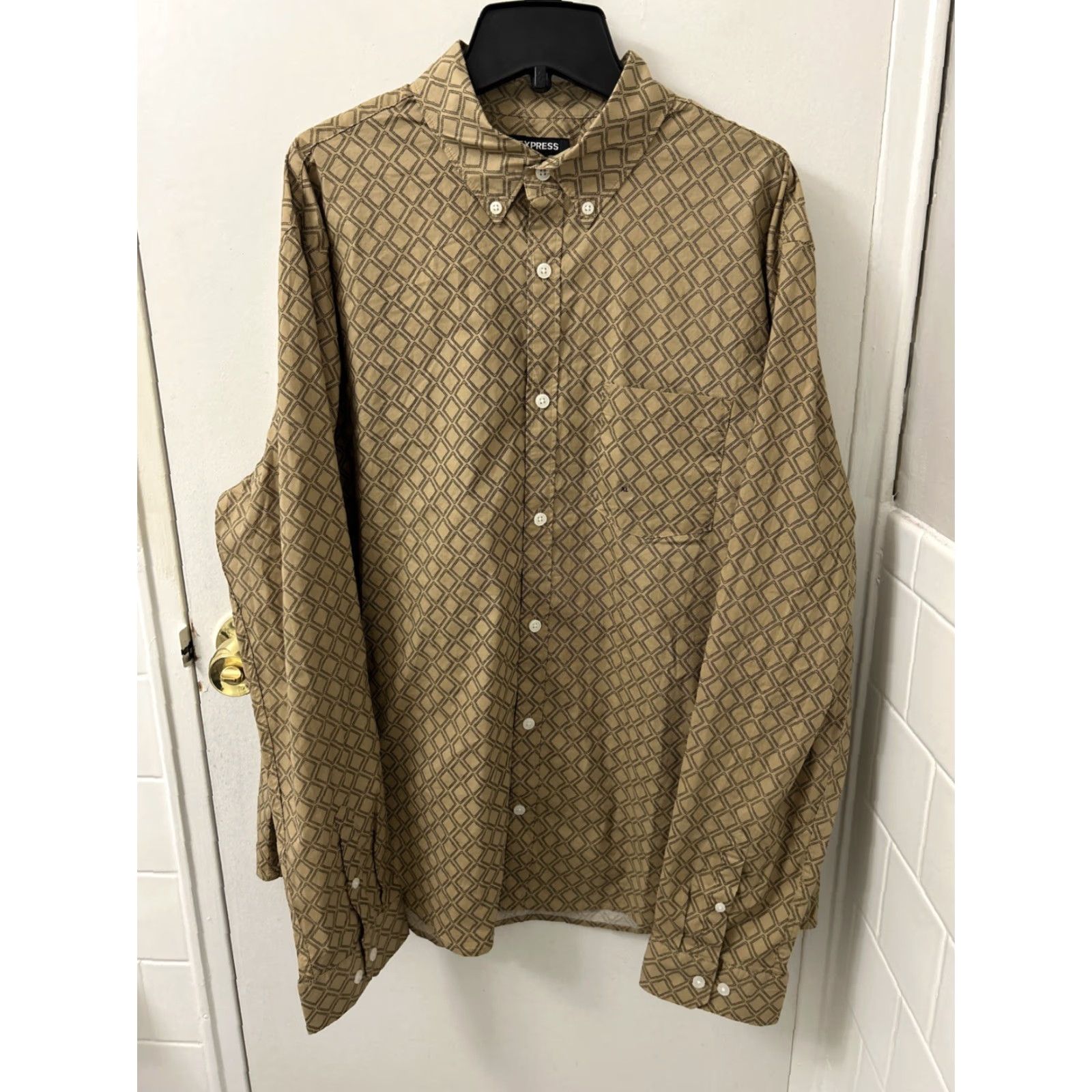 Express Express Shirt Mens XL Brown Geometric Button-Down Long Sleeve NWT Retail 0 Size US XL / EU 56 / 4 - 2 Thumbnail