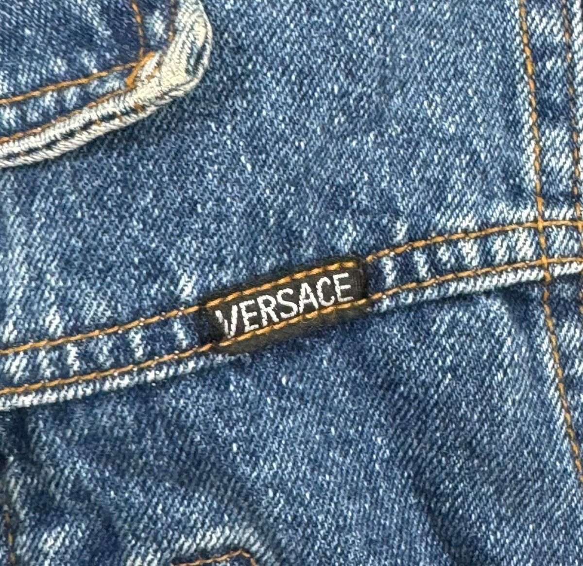 Versace Jeans Couture × Vintage Vintage Versace 1980s Denim Heart Biker Jacket size XS Size XS / US 0-2 / IT 36-38 - 16 Thumbnail