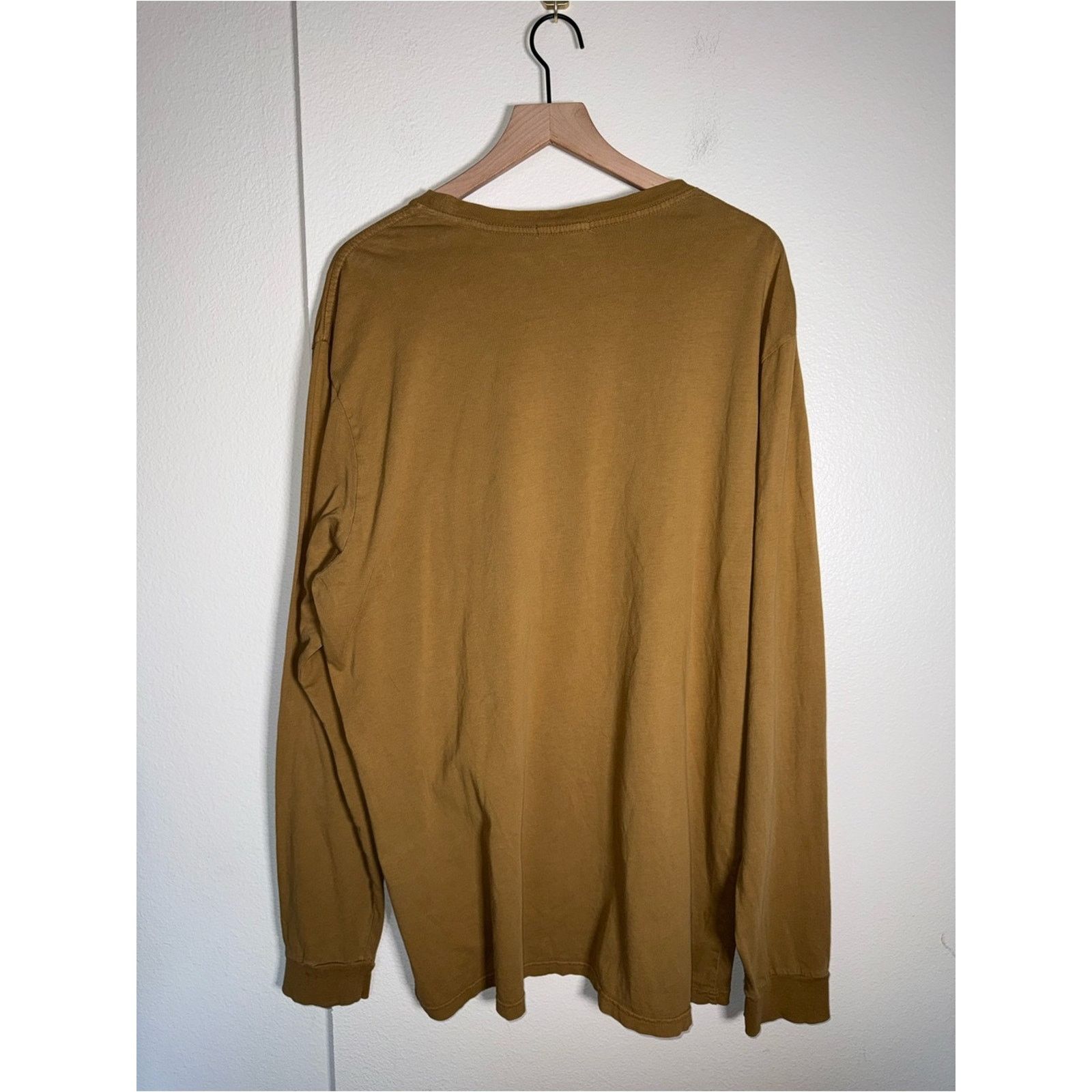 Talentless TALENTLESS cotton long sleeve minimalist tshirt in mustard L Size US L / EU 52-54 / 3 - 4 Thumbnail