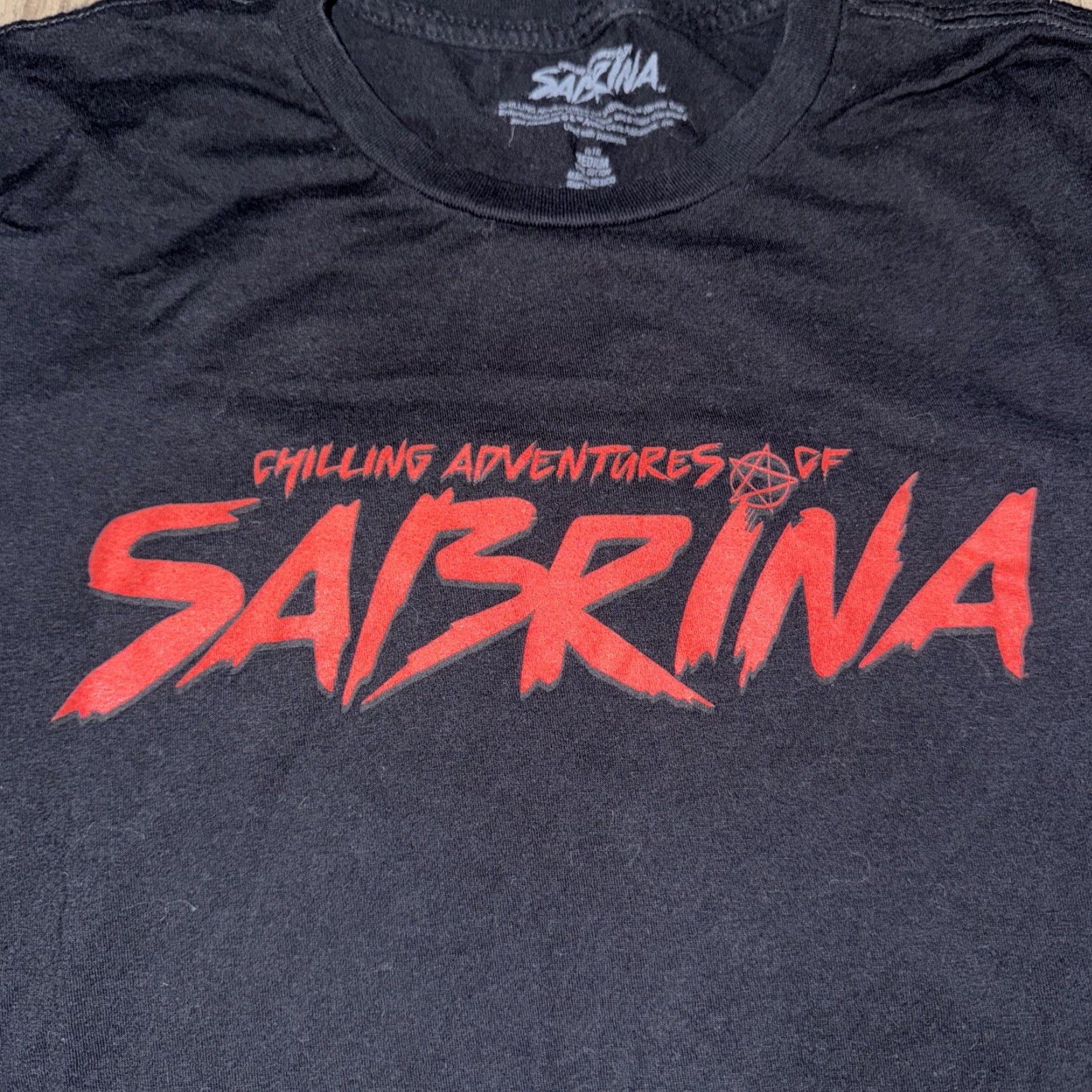 Vintage VINTAGE Women’s Chilling Adventures Of Sabrina T-Shirt M Black Womens Size M / US 6-8 / IT 42-44 - 2 Thumbnail