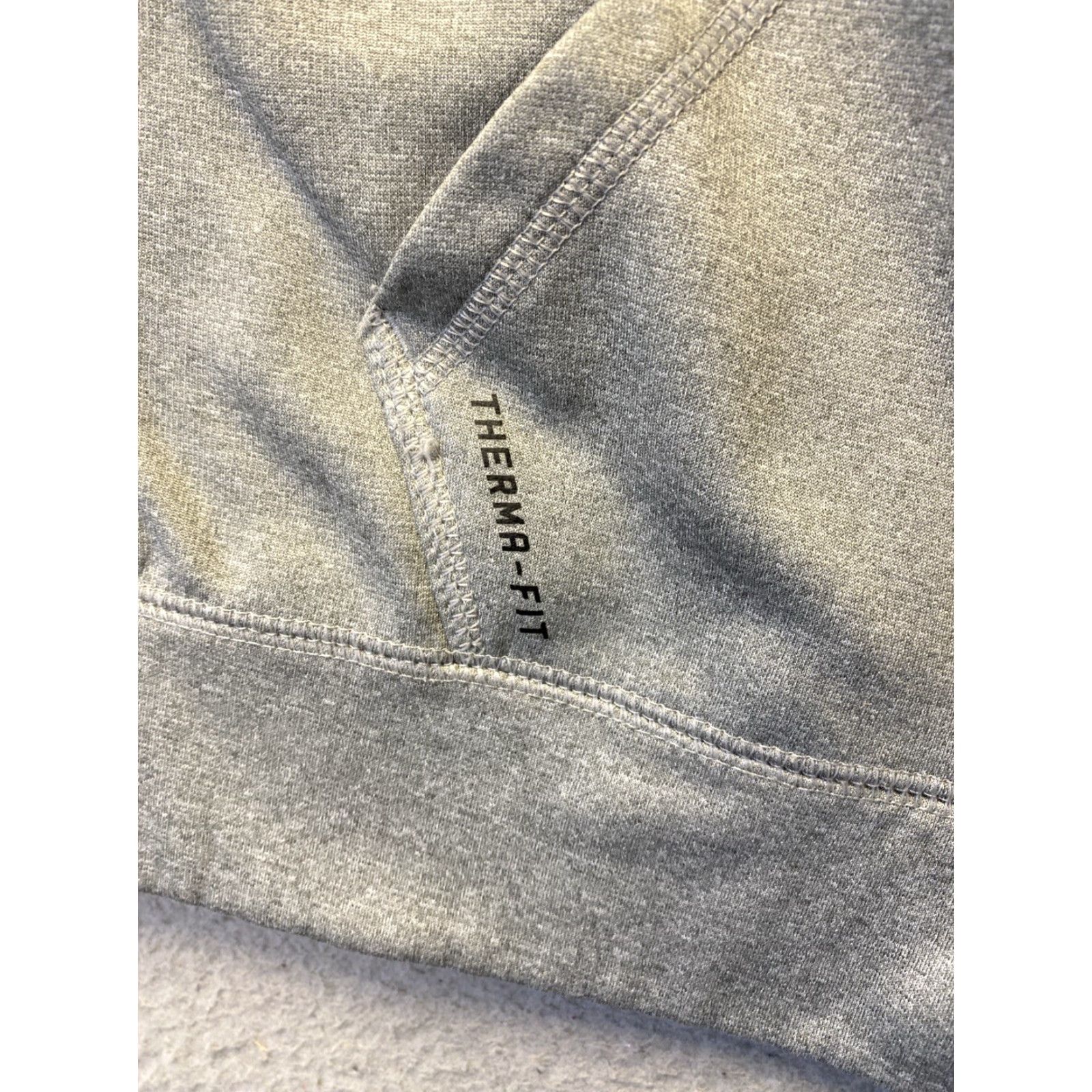 Nike Nike Therma Fit Swoosh Zip Sweater Adult L Gray Hoodie Sweatshirt Mens /53-52 Size US L / EU 52-54 / 3 - 6 Thumbnail