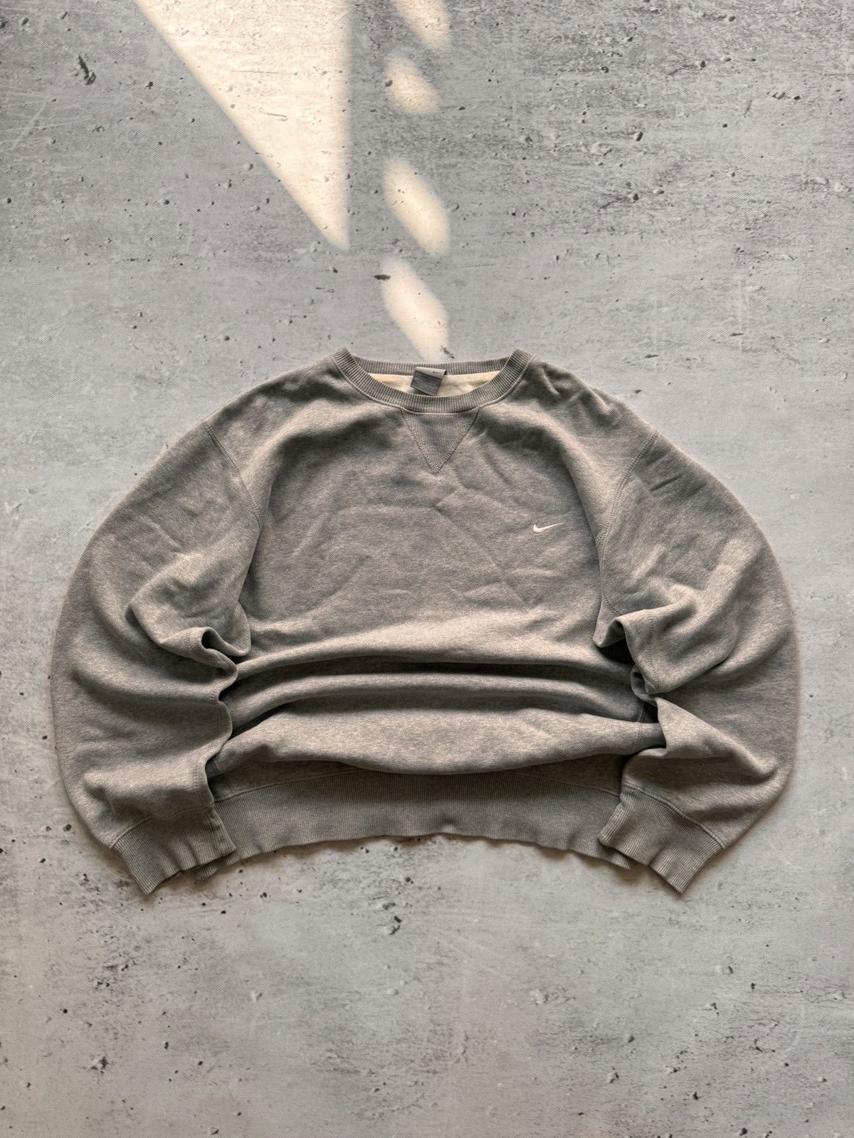 Nike × Vintage NIKE VINTAGE BASIC LOGO OVERSIZE BOXY SWEATSHIRT Size US L / EU 52-54 / 3 - 1 Thumbnail