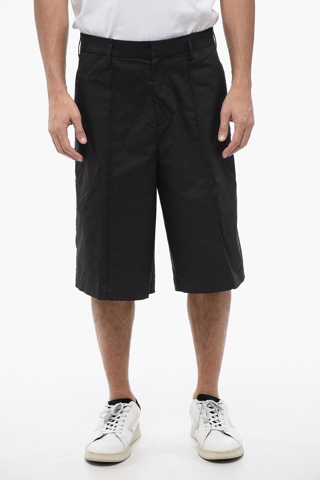 Neil Barrett Multi-Pocket Cotton-Blend Shorts with Belt Loops Size US 33 - 1 Thumbnail