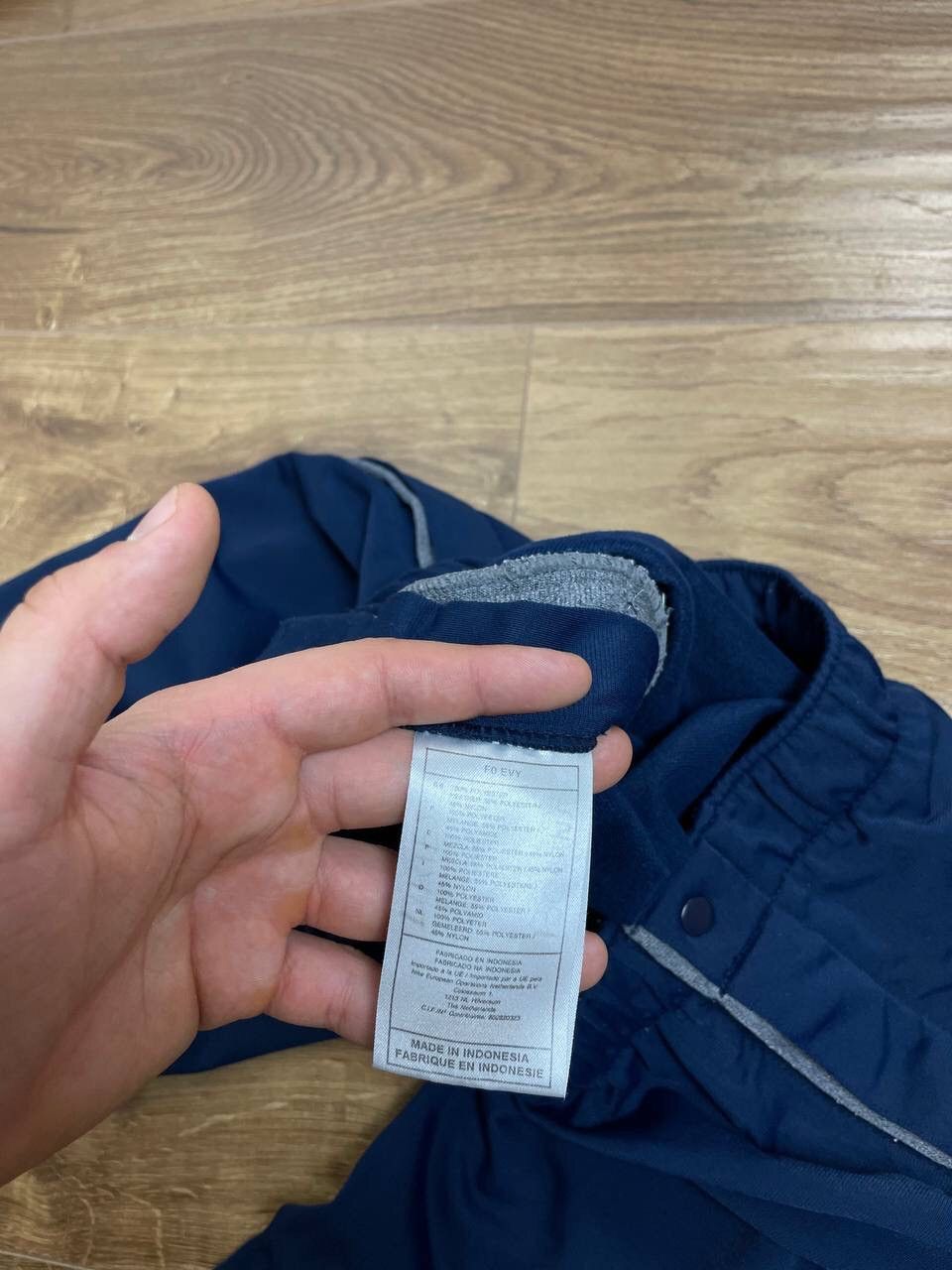 Nike Vintage Nike Y2K Style Blue Drill Side Buttons Sweatpants Size US 30 / EU 46 - 17 Thumbnail