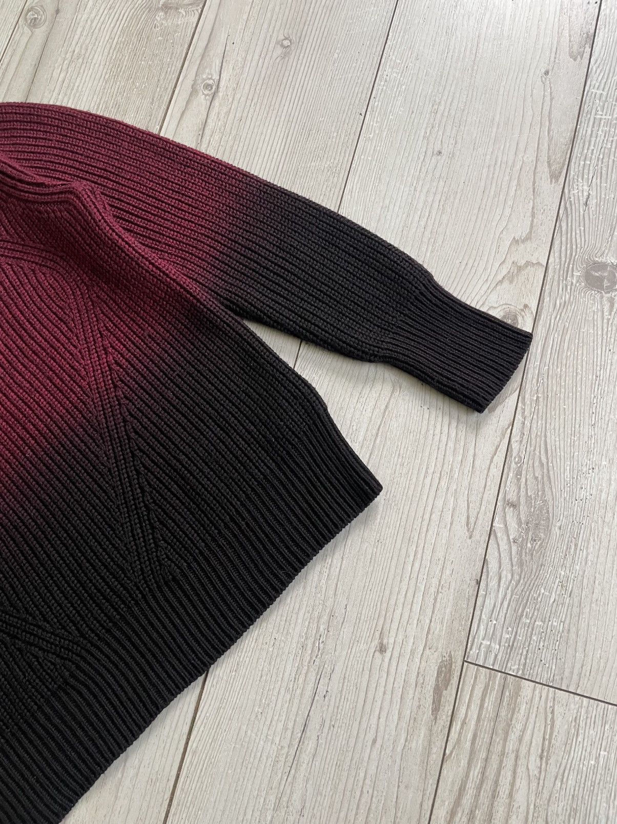Burberry Burberry Knit Sweater Size L / US 10 / IT 46 - 10 Thumbnail
