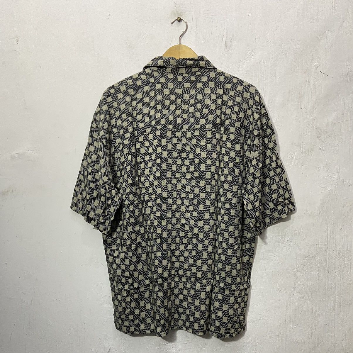 Bachrach × Vintage Bachrach Open Collar 100% Rayon Shirt Dark Grey ⁣ Size US L / EU 52-54 / 3 - 4 Thumbnail