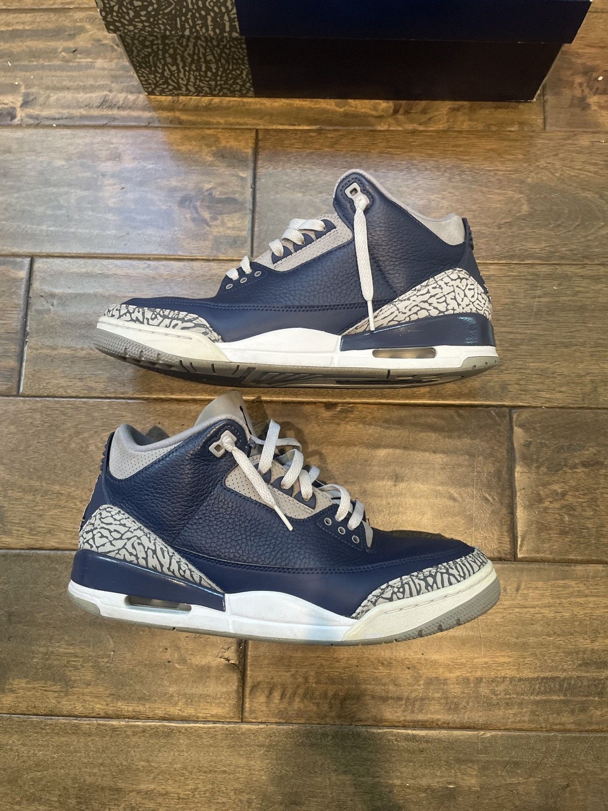 Jordan Brand Jordan 3 Retro Georgetown Size US 11 / EU 44 - 2 Thumbnail
