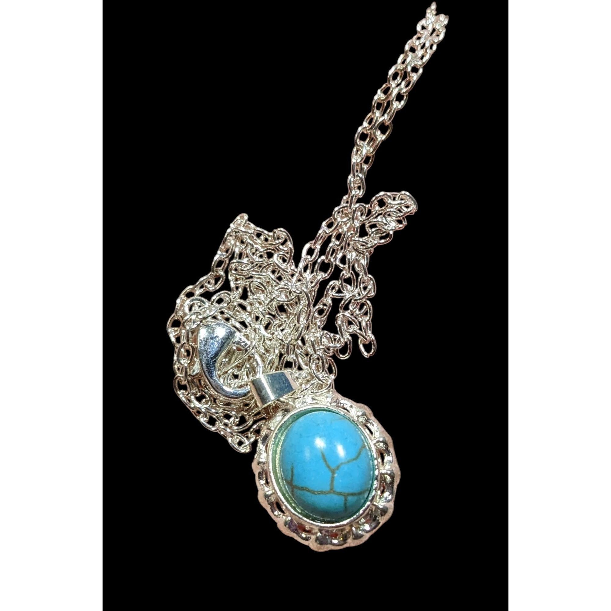 Other Southwestern Faux Turquoise Oval Pendant Silver Tone Filigre Size ONE SIZE - 3 Thumbnail