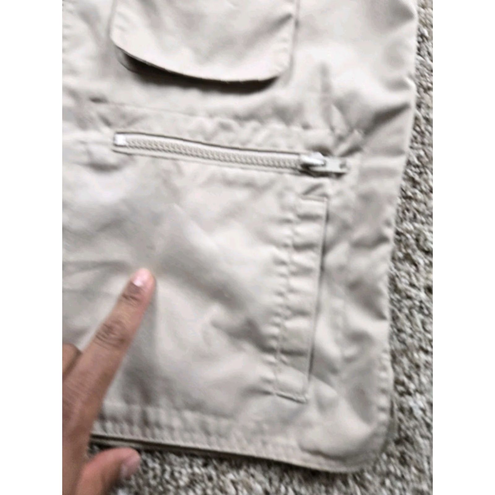 Banana Republic VINTAGE Banana Republic Safari Vest Mens M Multi Pocket Photographer 90s Shirt/Vest? Size US M / EU 48-50 / 2 - 3 Thumbnail