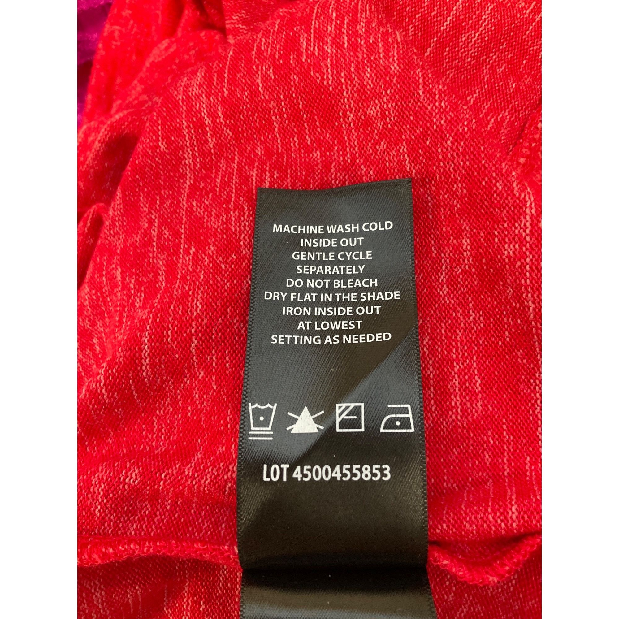 Buffalo David Bitton Buffalo David Bitton XL Red Long Sleeve Top With Subtle Hear Size XL / US 12-14 / IT 48-50 - 7 Thumbnail