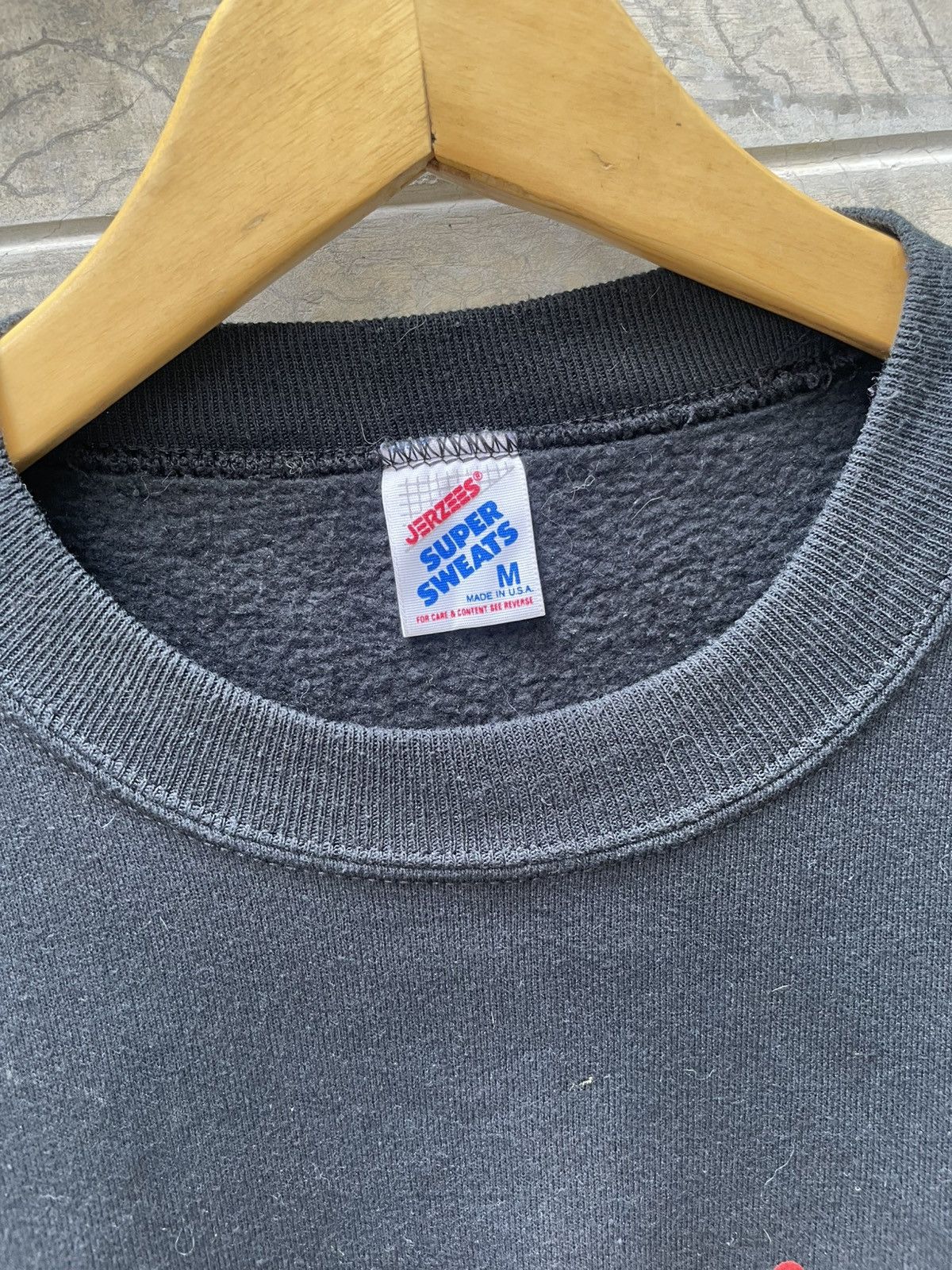 Band Tees Vintage MTV headbangers ball band crewneck sweatshirt size M Size US M / EU 48-50 / 2 - 2 Thumbnail