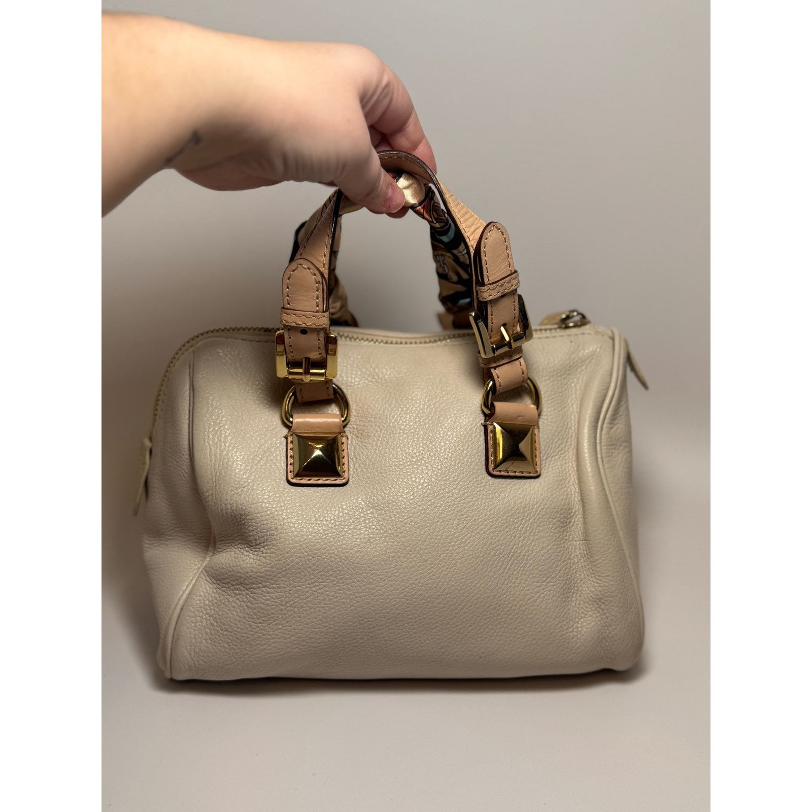 Michael Kors Michael Kors Grayson Satchel Bag Cream & Leather w/Scarf Size ONE SIZE - 2 Thumbnail