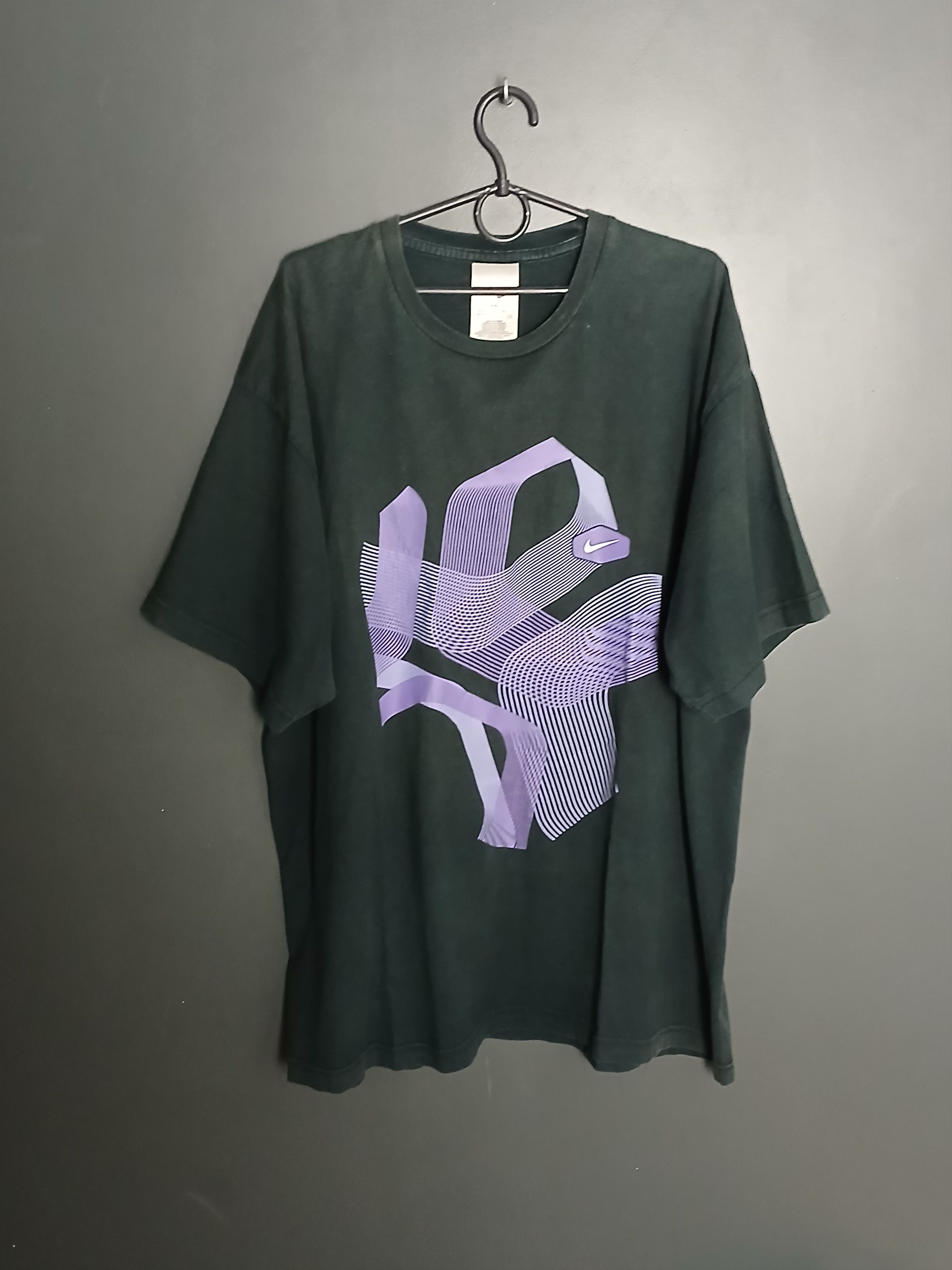 Nike Vintage Nike T-Shirt Size US XXL / EU 58 / 5 - 1 Thumbnail