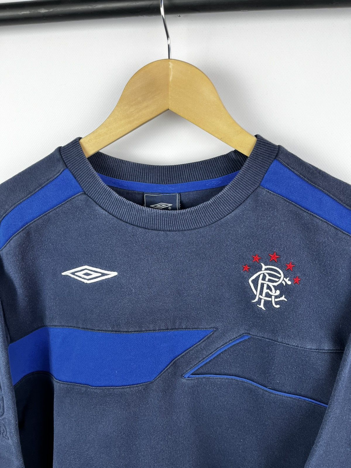 Umbro MEN'S RANGERS GLASGOW Umbro vintage sweatshirt size l Size US L / EU 52-54 / 3 - 3 Thumbnail