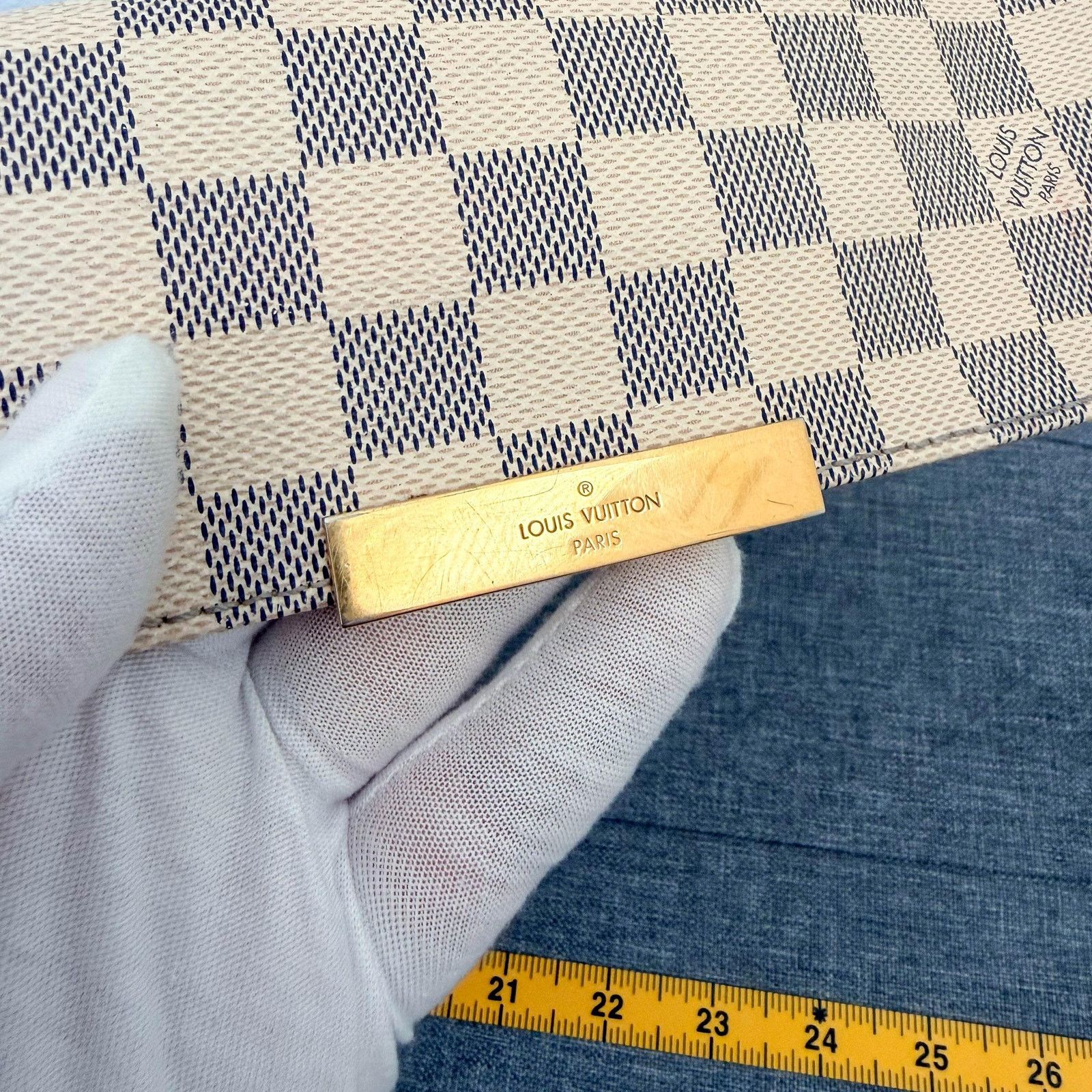 Louis Vuitton Authentic LV Damier Azur Favorite PM Crossbody Bag Size ONE SIZE - 6 Thumbnail