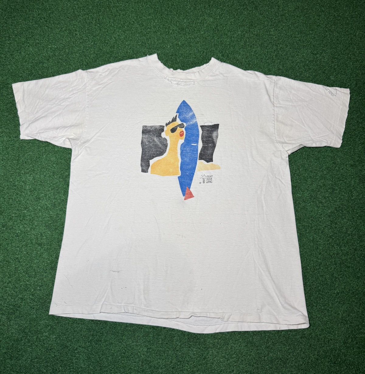 Vintage Vtg 80s Spring Break Abstract Art Surfer Distressed T Shirt Size US L / EU 52-54 / 3 - 1 Thumbnail