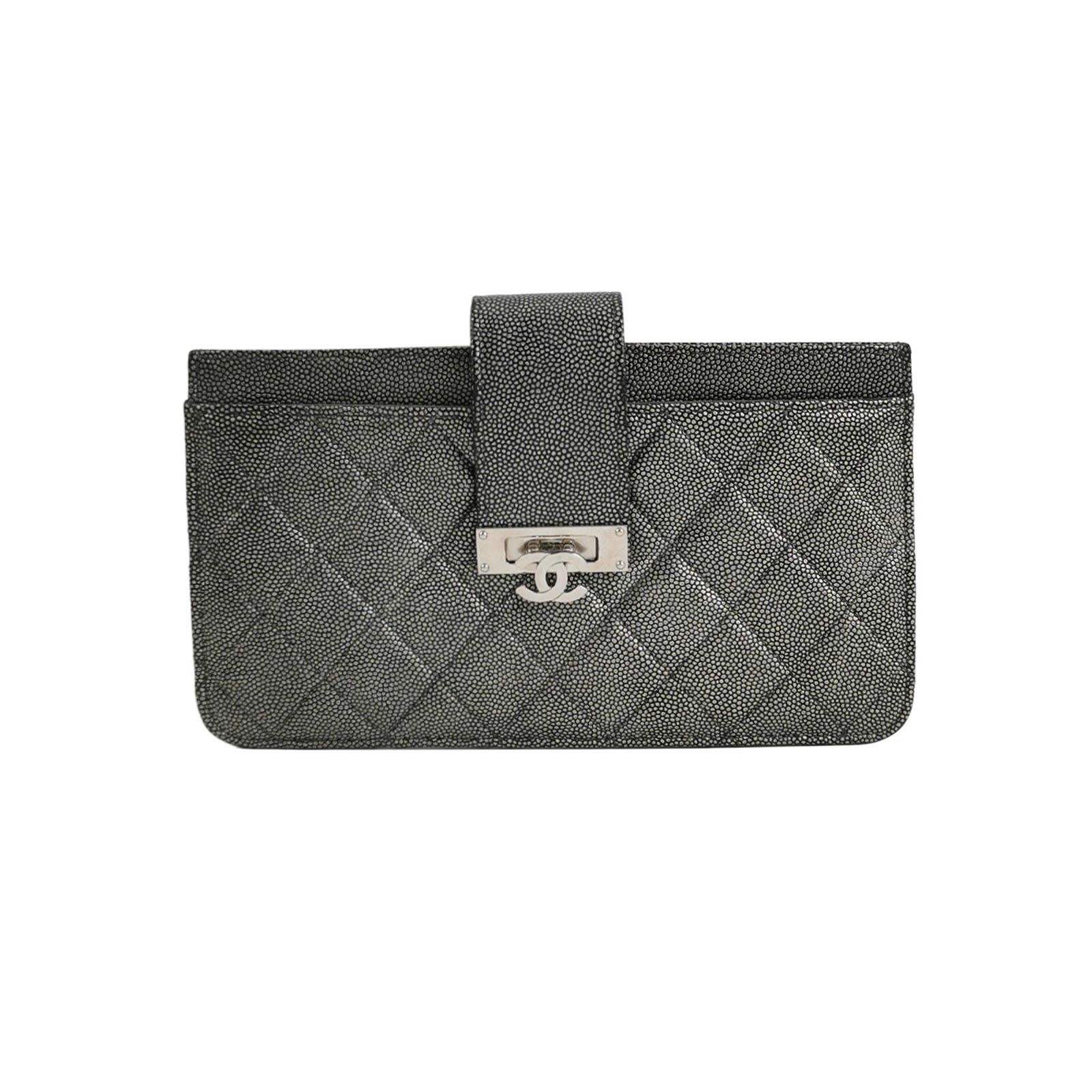 Chanel Chanel Women os Clutches Size ONE SIZE - 1 Thumbnail