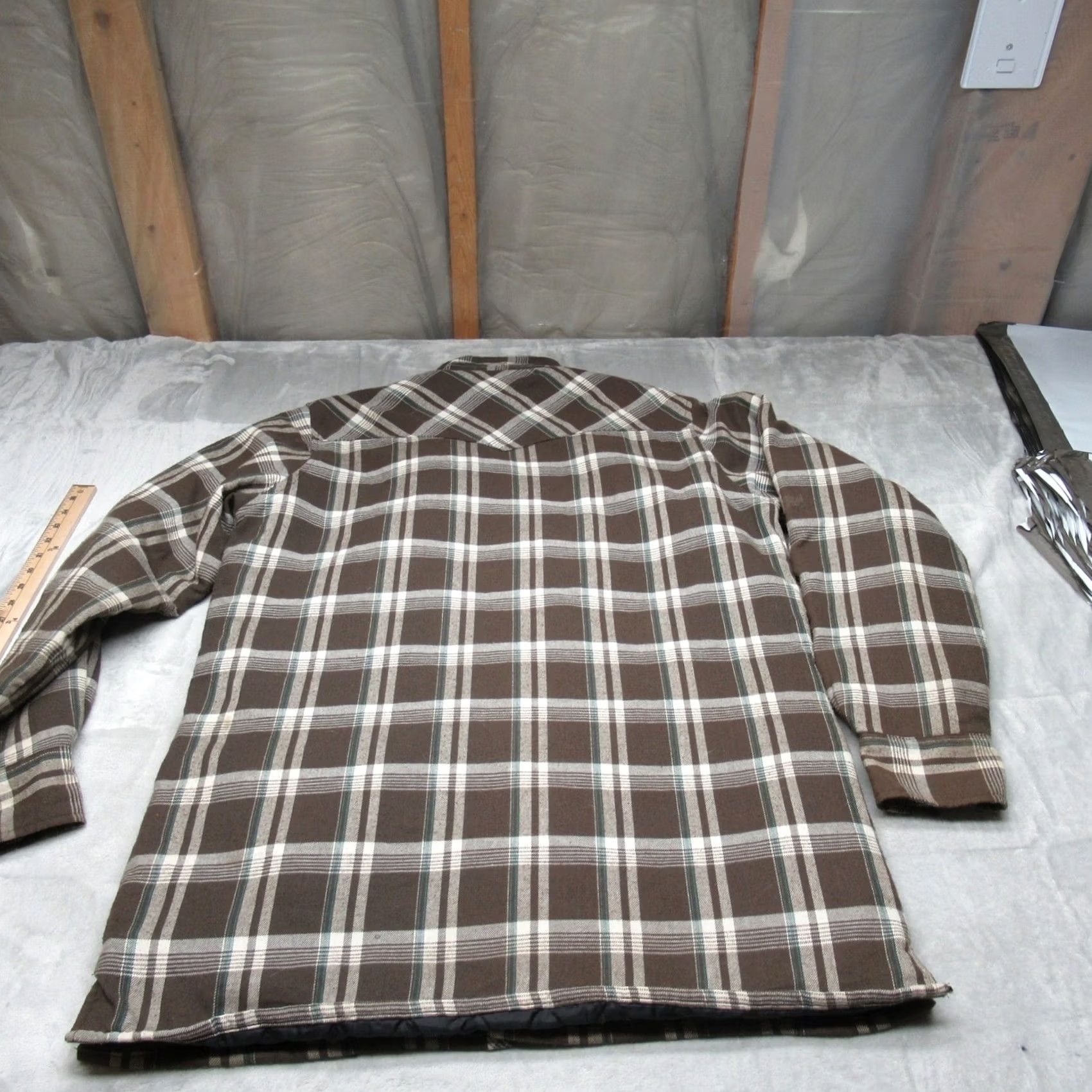 Wrangler Wrangler Mens Large Tall Brown Quilted Lined Pearl Snap Plaid Flannel Jacket Size US L / EU 52-54 / 3 - 6 Thumbnail
