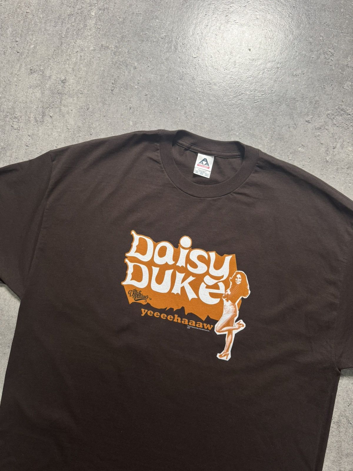 AAA Vintage 2004 Daisy Duke The Dukes Of Hazzard T-shirt Size US XXL / EU 58 / 5 - 2 Thumbnail