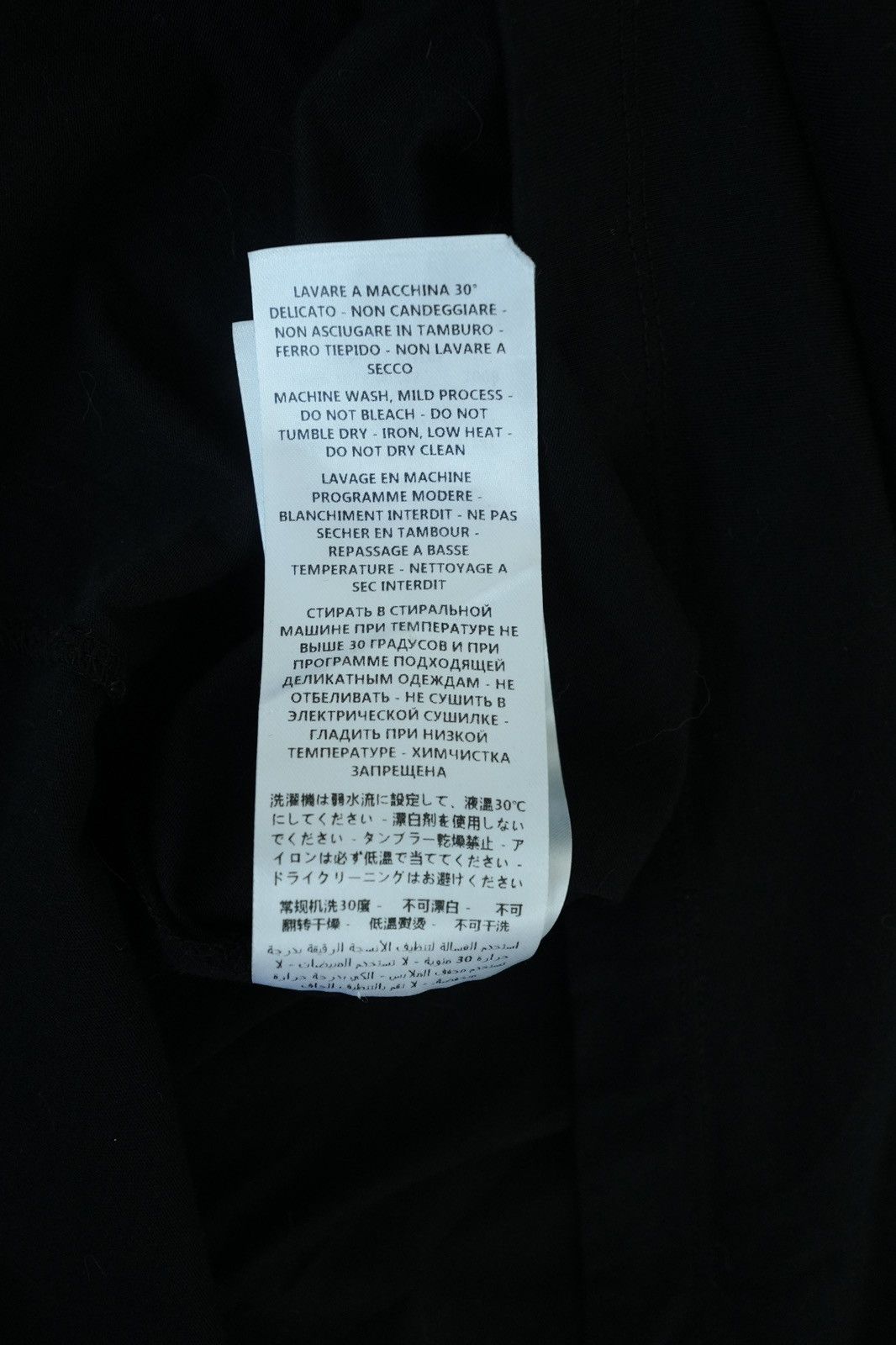 Alexander McQueen Alexander McQueen “Swallow” Long Sleeve Size US L / EU 52-54 / 3 - 12 Thumbnail