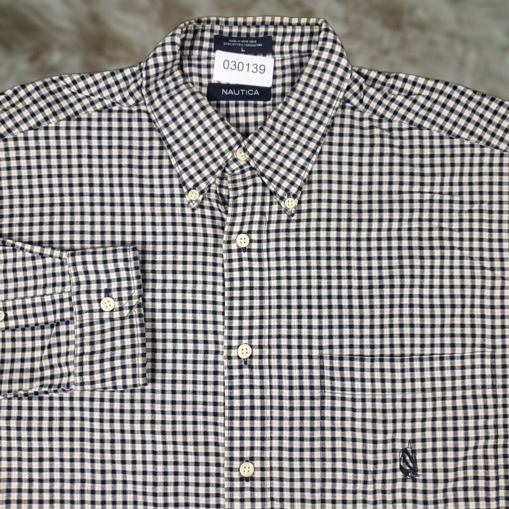 Nautica VINTAGE Nautica Shirt Mens Size L Beige Blue Check Casual Button Up Long Sleeve Size US L / EU 52-54 / 3 - 1 Thumbnail
