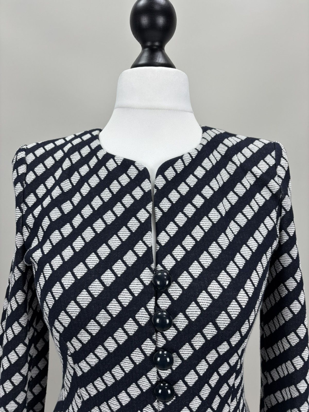 Armani Collezioni Womens blazer Armani Collezioni Size 42 Color Blue Size M / US 6-8 / IT 42-44 - 3 Thumbnail