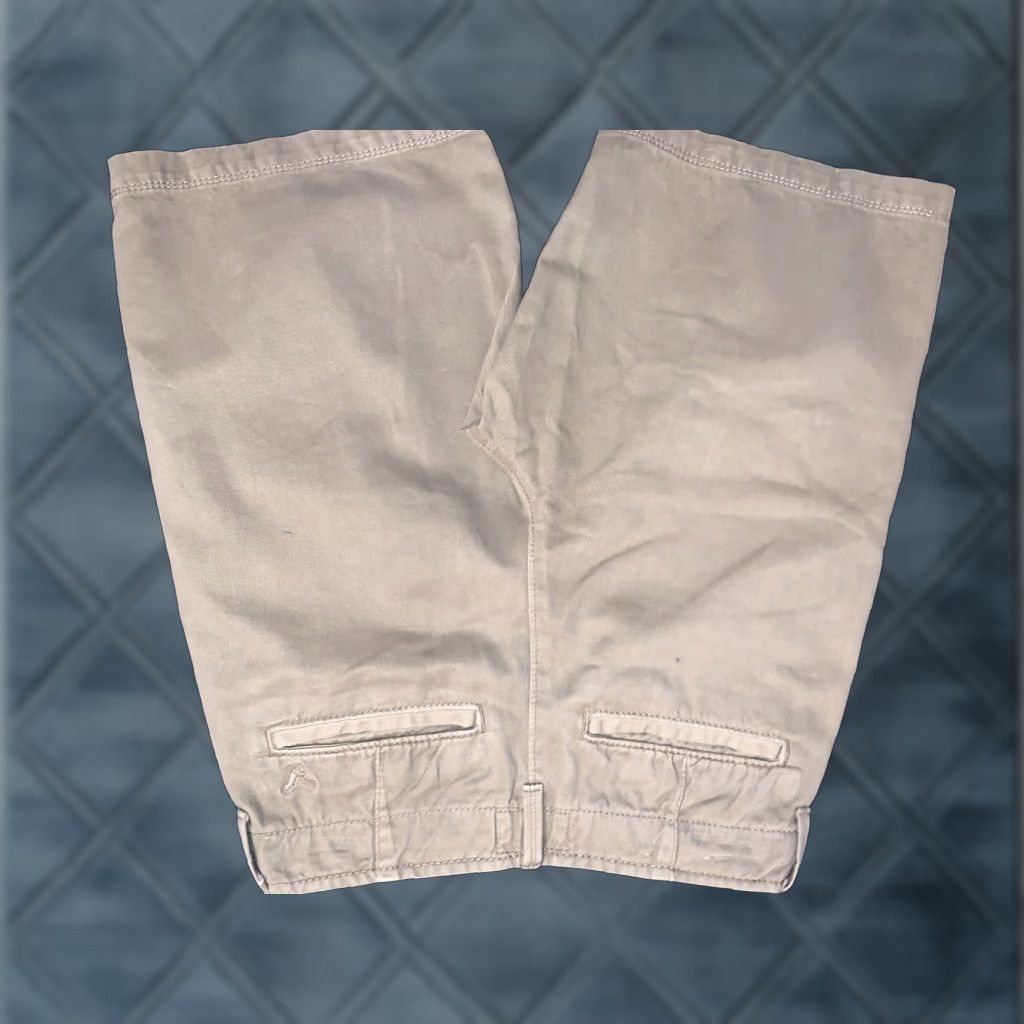 American Eagle Outfitters American Eagle Outfitters Chino Shorts Men Beige 26 Flat Front Classic Casual Size US 26 / EU 42 - 1 Thumbnail