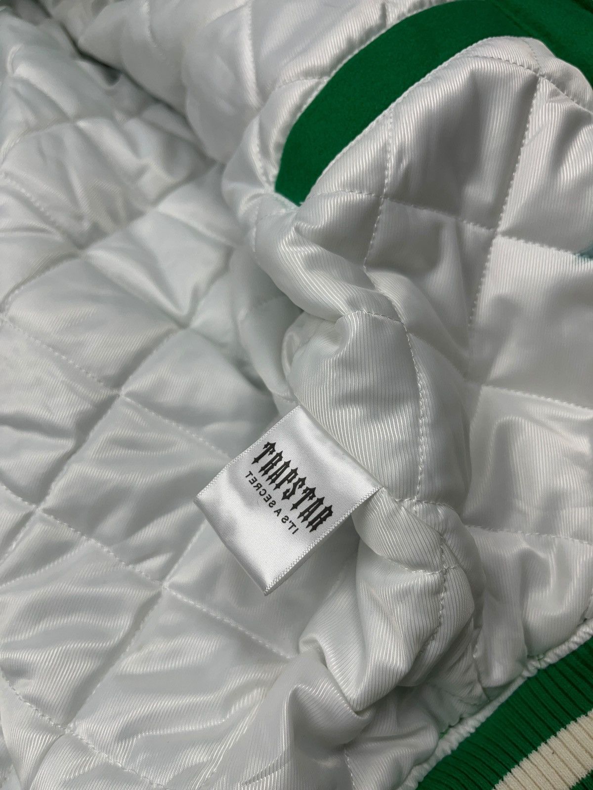 Trapstar London Trapstar Hyperdrive Chenille Varsity Jacket Puffed Logo Rare Size US XS / EU 42 / 0 - 8 Thumbnail