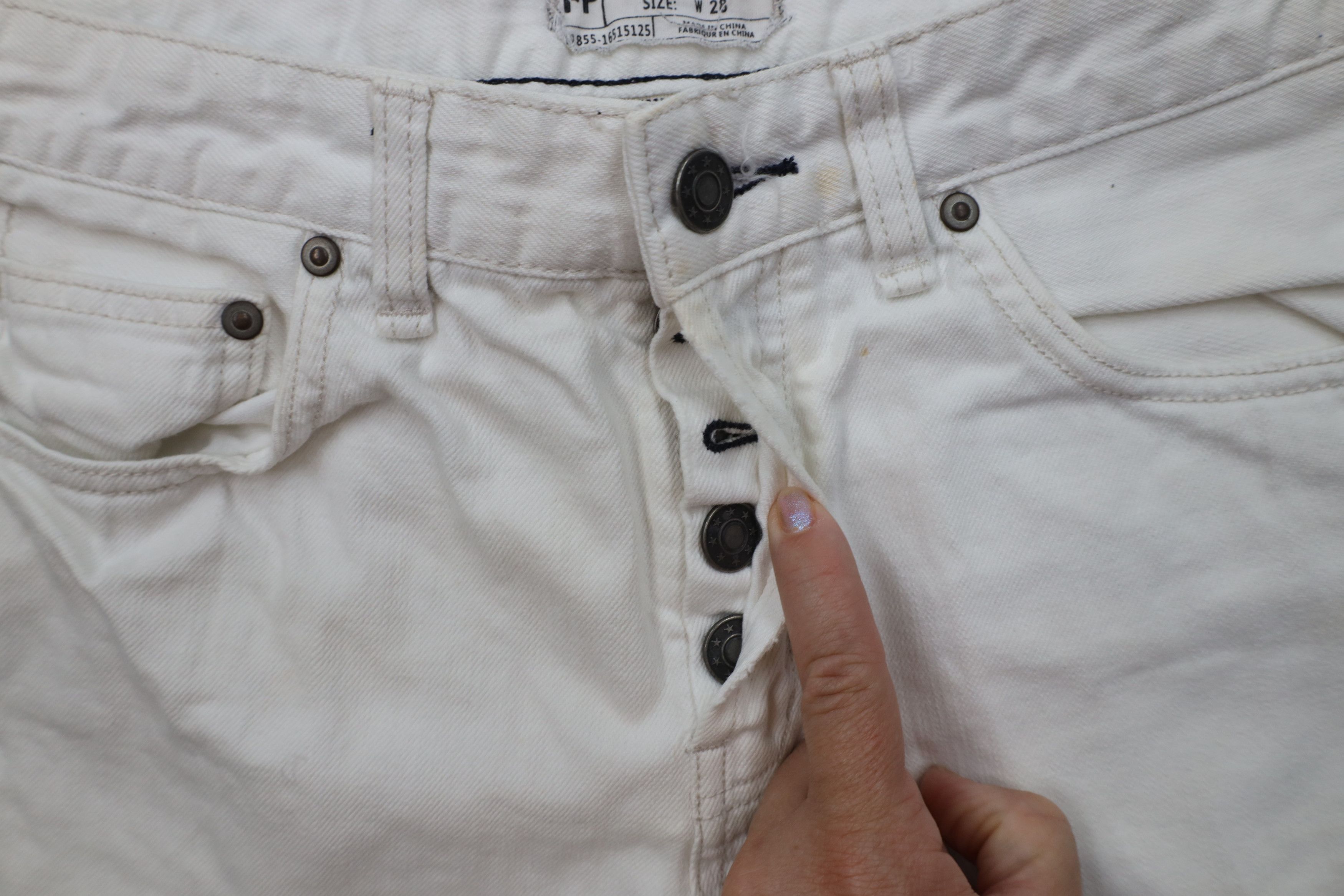 Free People Free People Button Fly Cut Off Denim Jean Shorts White Size 28" / US 6 / IT 42 - 6 Thumbnail