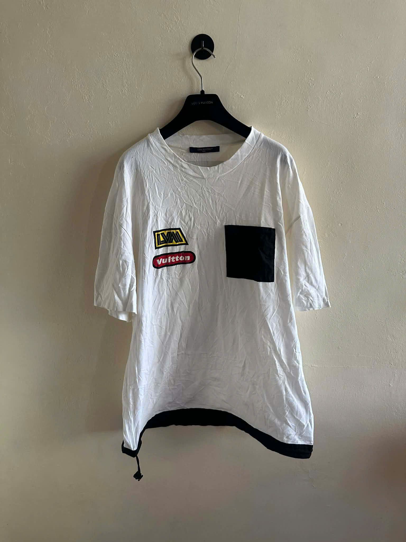 Louis Vuitton LOUIS VUITTON T SHIRT Size US XL / EU 56 / 4 - 1 Thumbnail