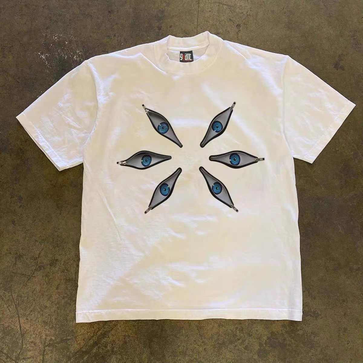 Vintage White Vintage T-shirt with Eye Print Size US M / EU 48-50 / 2 - 1 Thumbnail