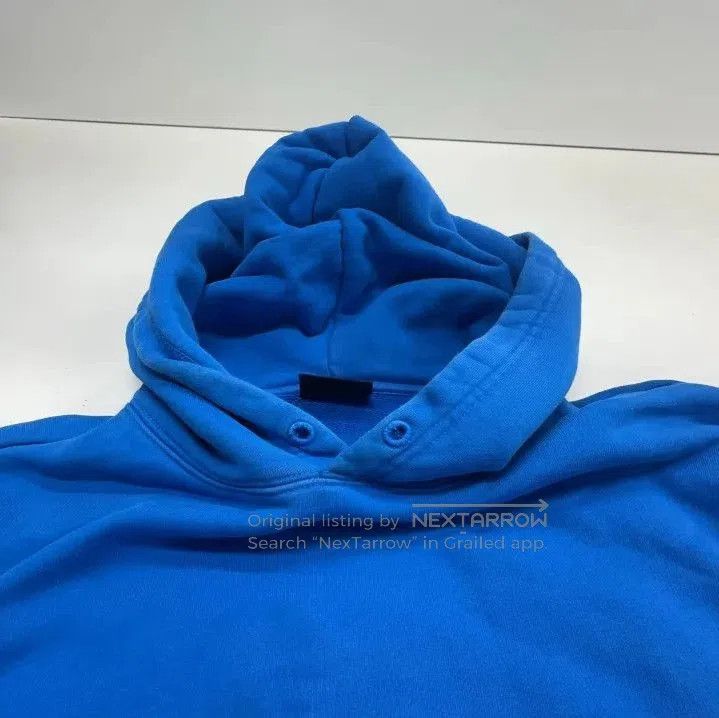 Balenciaga Balenciaga Casual Minimalist Hoodie in Bright Blue. Size US S / EU 44-46 / 1 - 3 Thumbnail