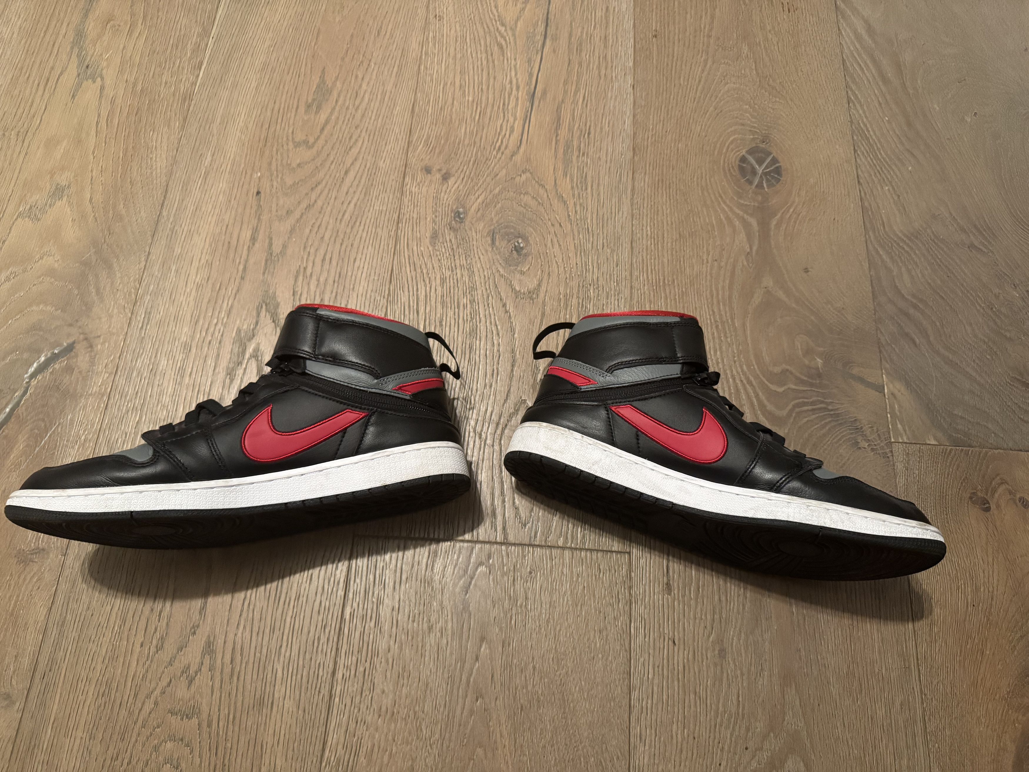 Jordan Brand Jordan 1 High FlyEase Size US 12 / EU 45 - 3 Thumbnail