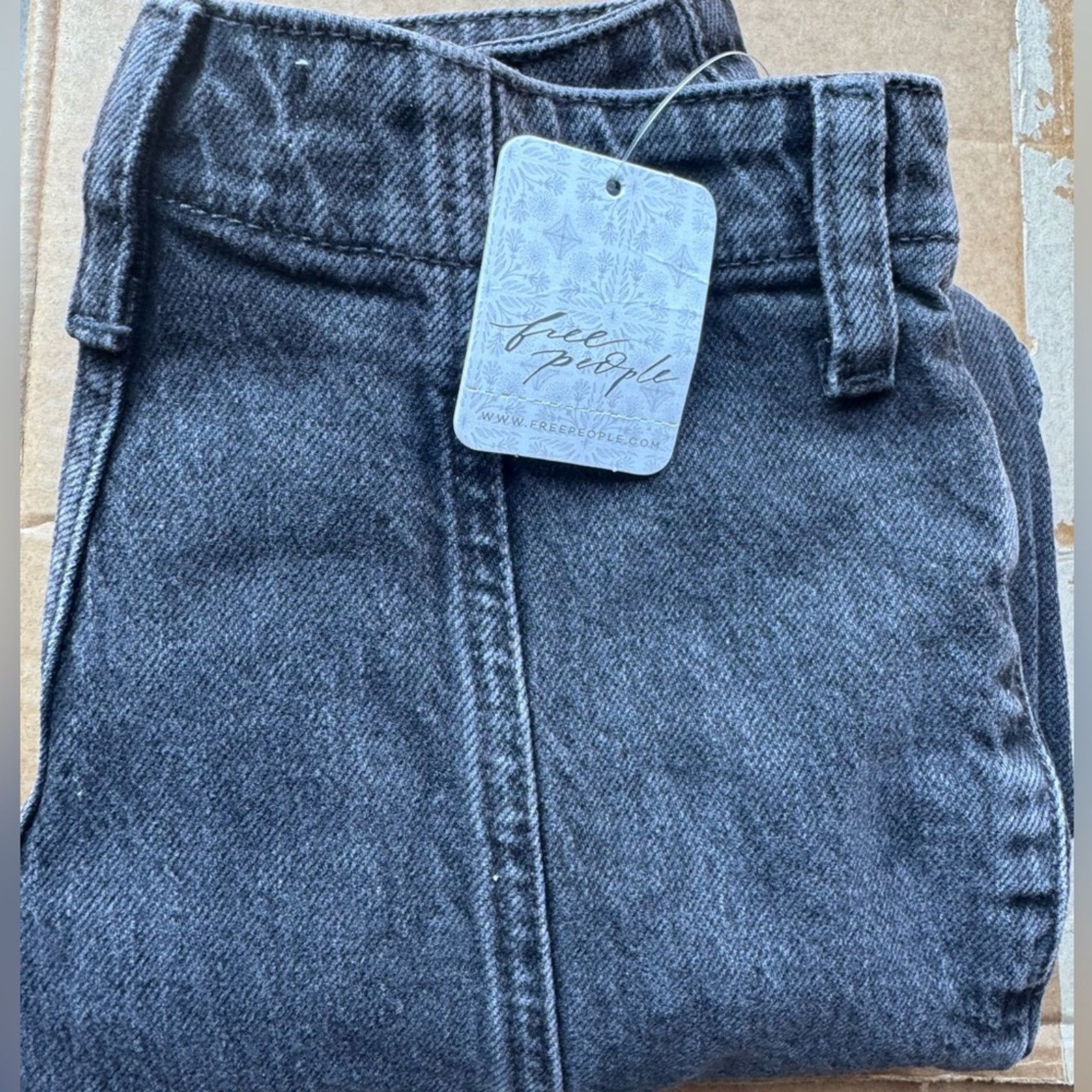 Free People 🎉LAST‎ PIECE🎉 FREE PEOPLE Florence Flare Jeans Size 31" - 8 Thumbnail