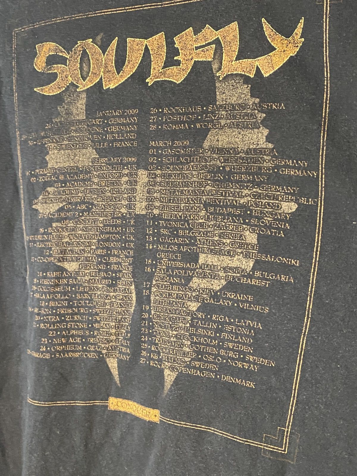 Band Tees Vintage Soulfly Rock Band Tshirt 2009 Tour t shirt Metal Size US L / EU 52-54 / 3 - 5 Thumbnail