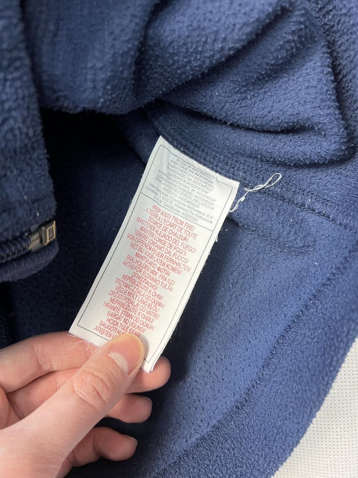 Nike × Vintage Fleece Sweatshirt Nike Small Logo Zipped Vintage 00’s Y2K Size US L / EU 52-54 / 3 - 3 Thumbnail