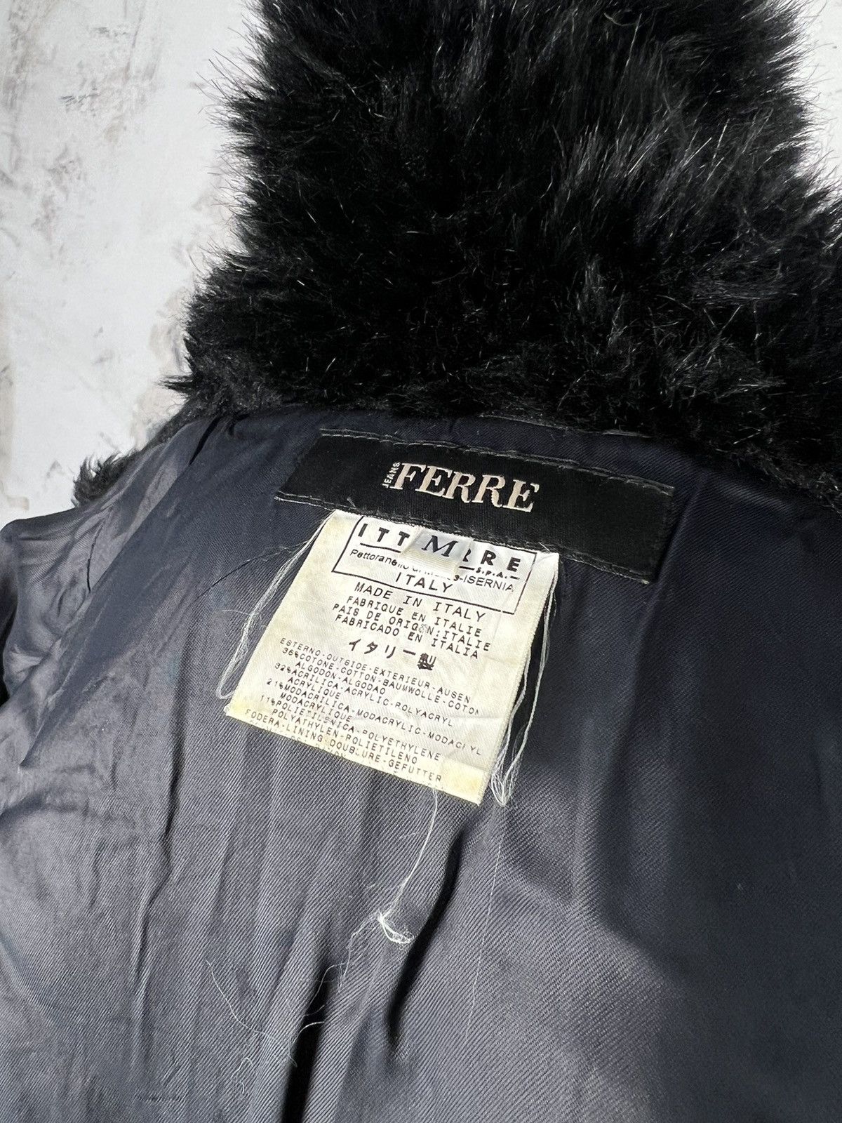 Ferre Vintage Ferre Jeans Black Faux Fur Jacket Size M Size M / US 6-8 / IT 42-44 - 8 Thumbnail