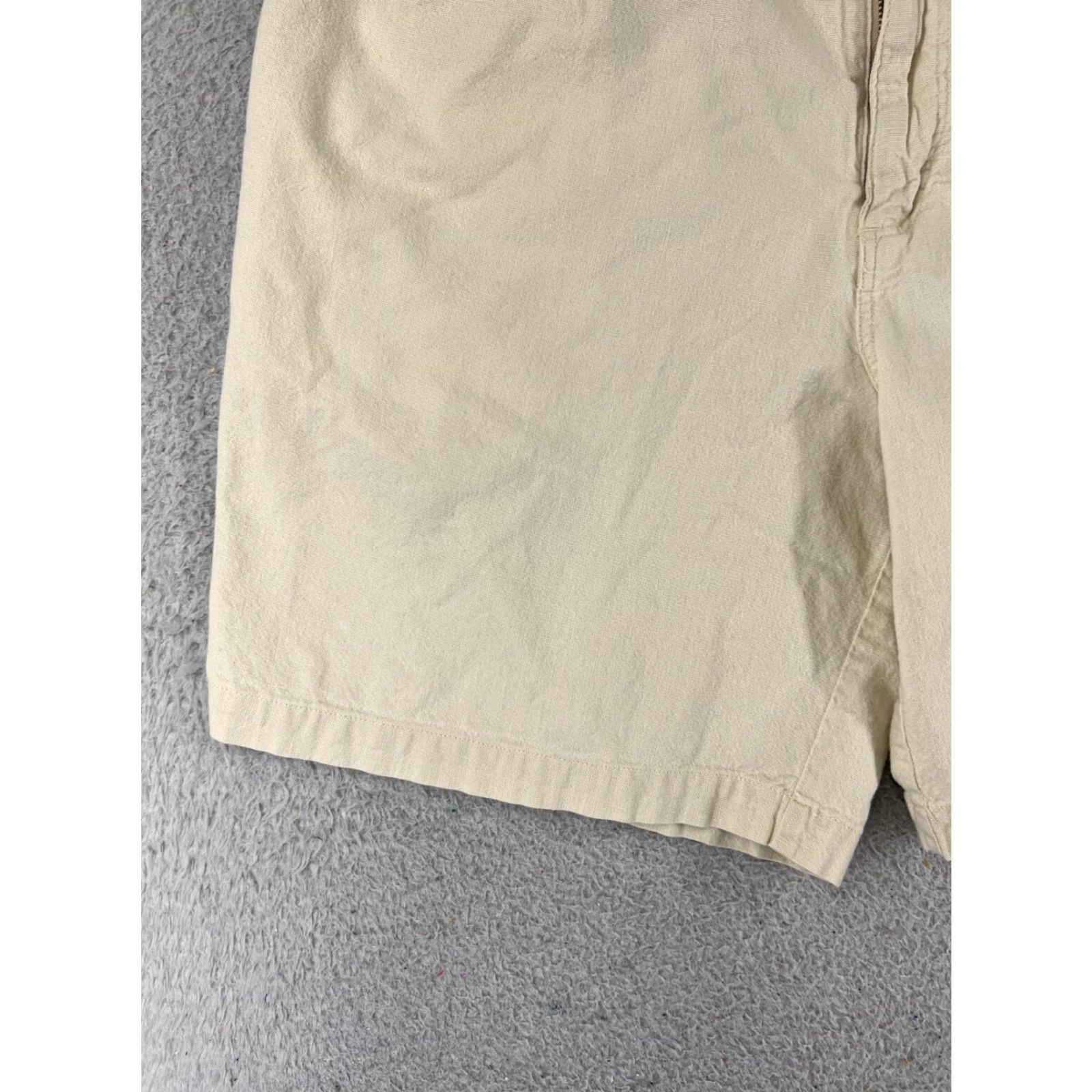 Patagonia Patagonia Shorts Adult 34 Beige Organic Cotton Woven Missing Button Size US 36 / EU 52 - 3 Thumbnail