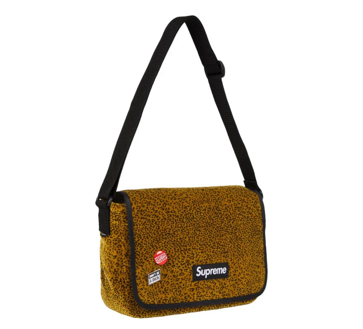 Supreme Supreme Velvet Messenger Bag Leopard Size ONE SIZE - 2 Thumbnail