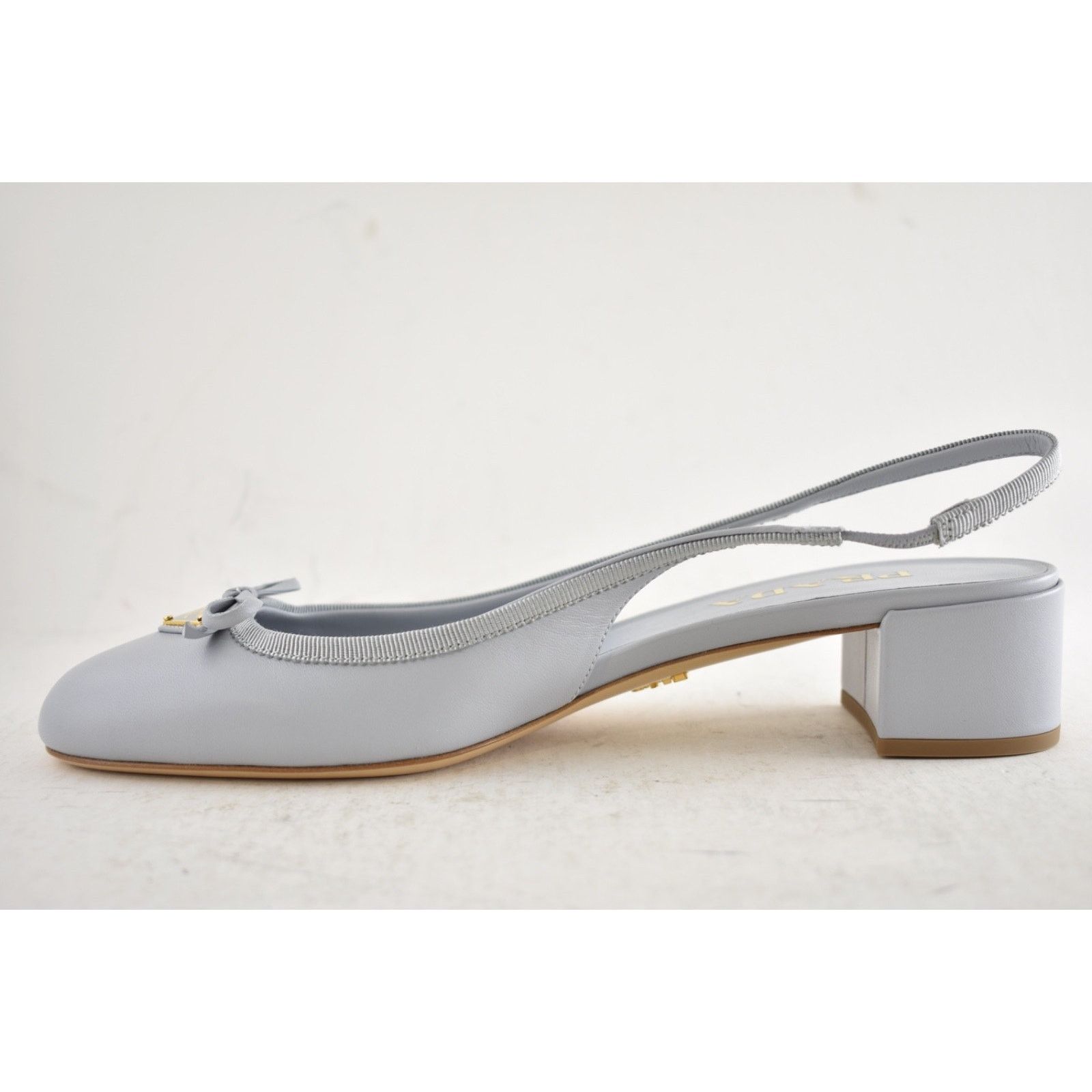 Prada Prada Grey Blue Triangle Logo Bow Slingback Pump 39.5 Size US 9.5 / IT 39.5 - 12 Thumbnail