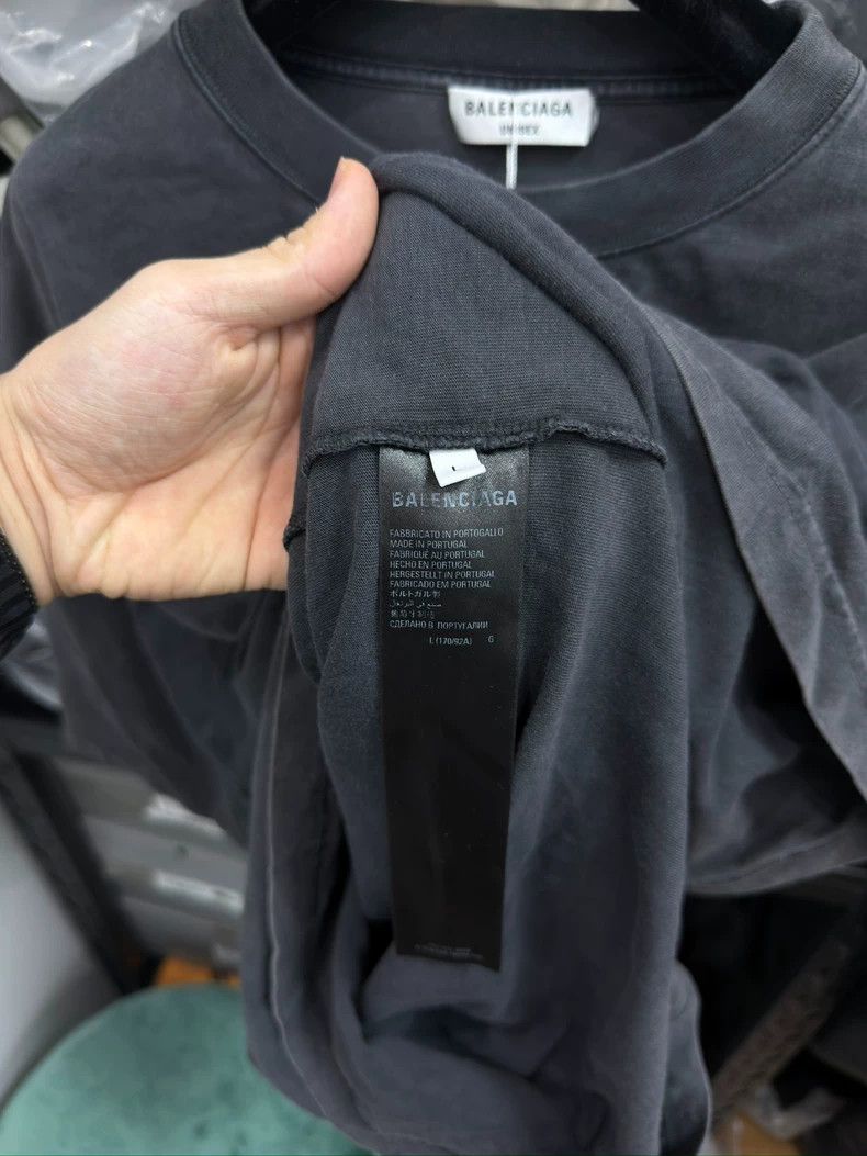 Balenciaga Balenciaga Bat Logo Short Sleeve Size US L / EU 52-54 / 3 - 4 Thumbnail