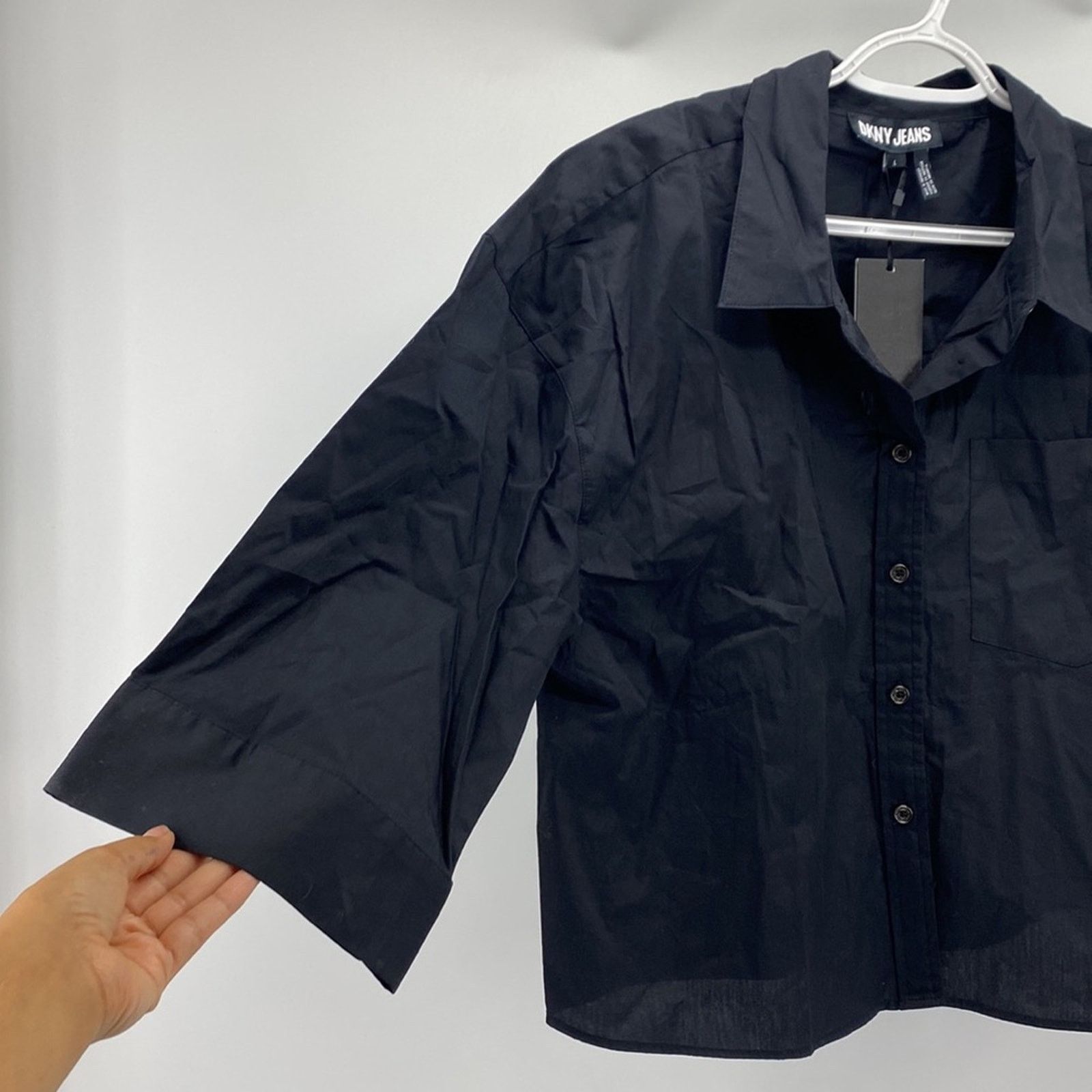 DKNY DKNY boxy oversized button Down cropped black minimalist Size L / US 10 / IT 46 - 2 Thumbnail