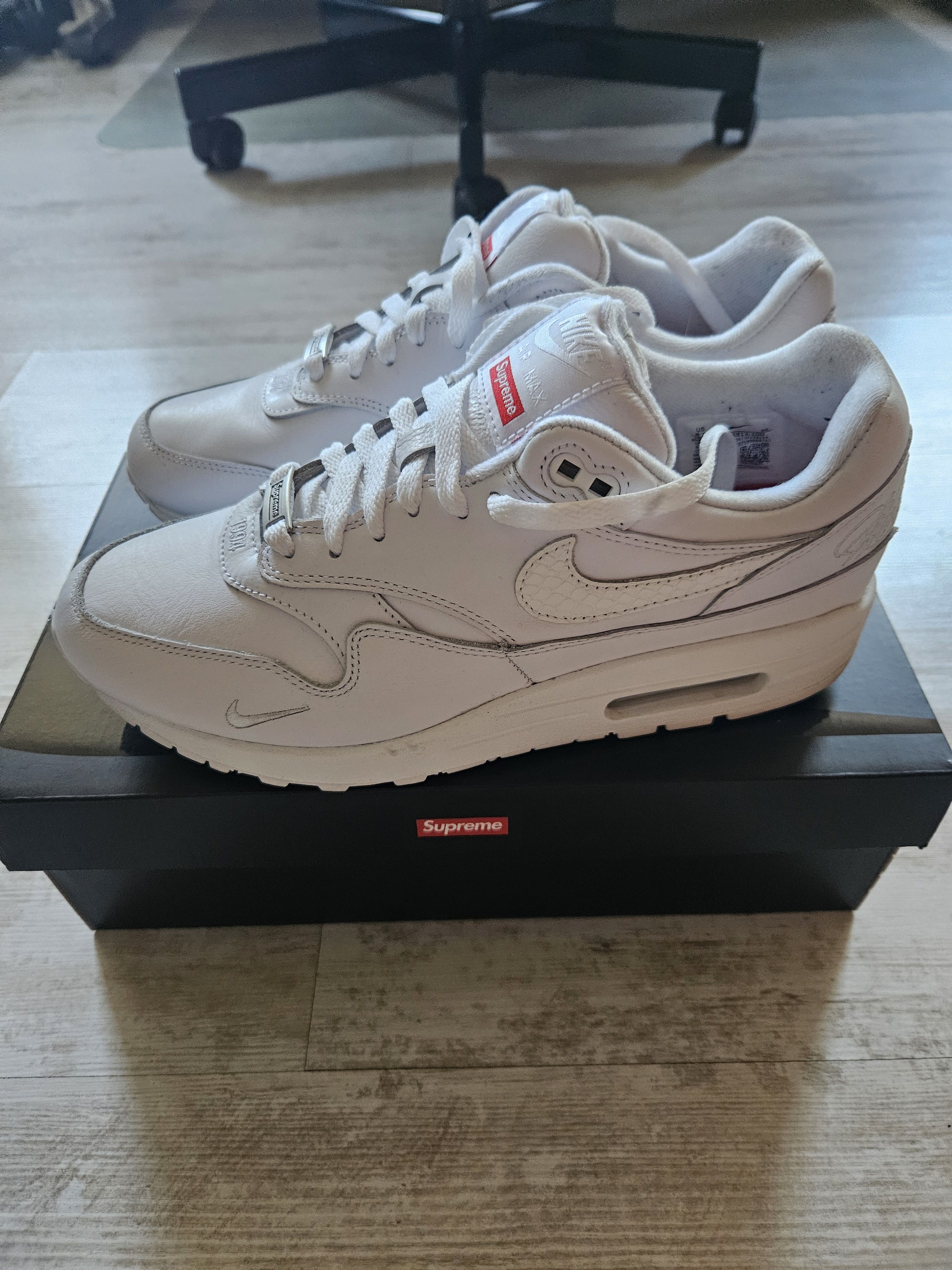Nike × Supreme Nike Air Max 1 '87 SP Size US 8.5 / EU 41-42 - 3 Thumbnail